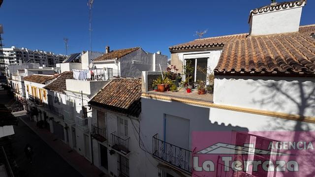 Продажа от

 Домa на Estepona