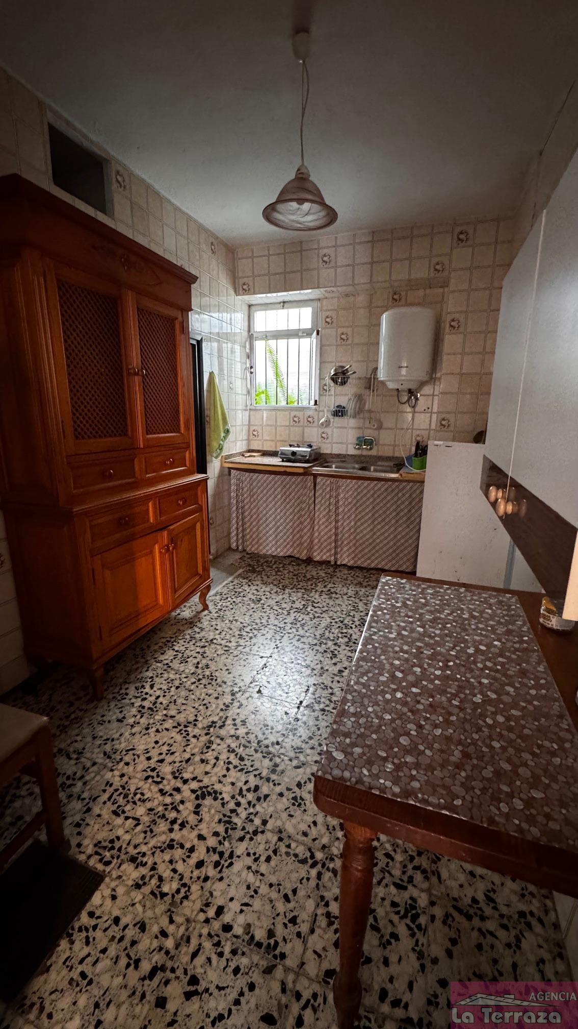 Verkoop van gelijkvloers in Estepona