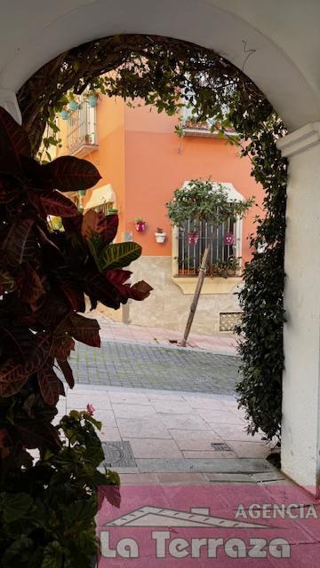 Verkoop van duplex appartement in Estepona