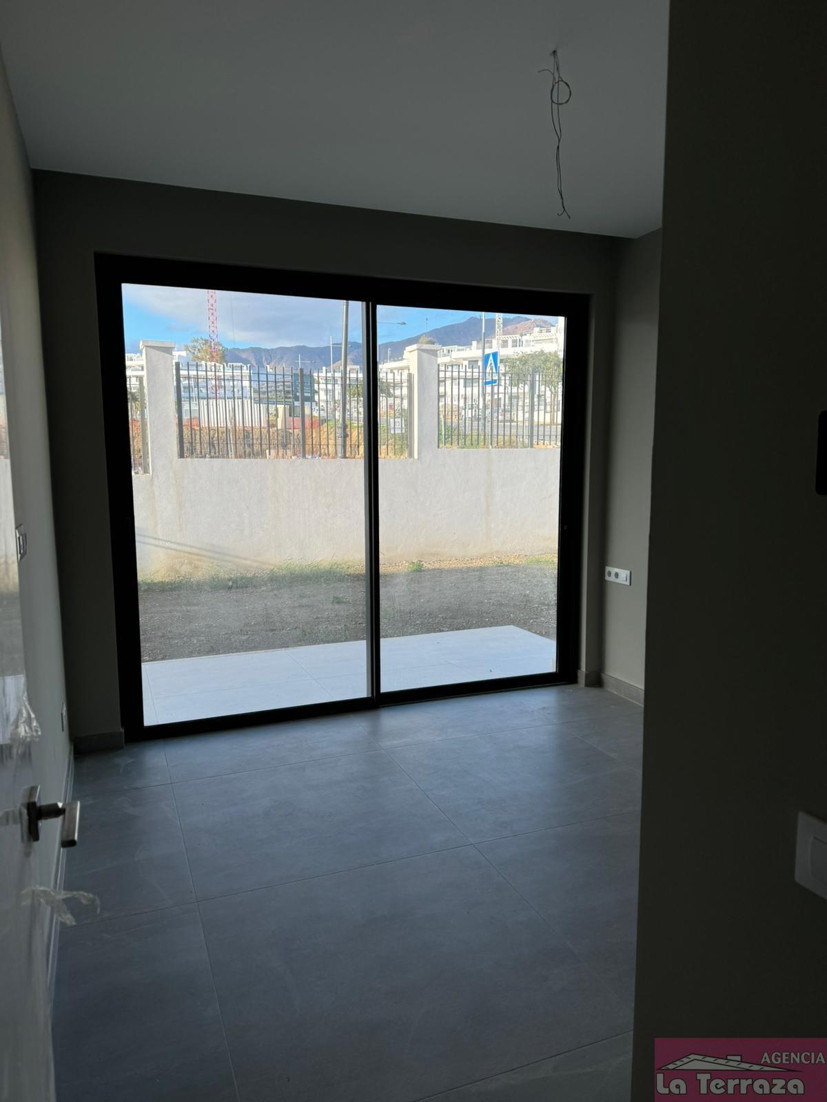 Venta de piso en Estepona