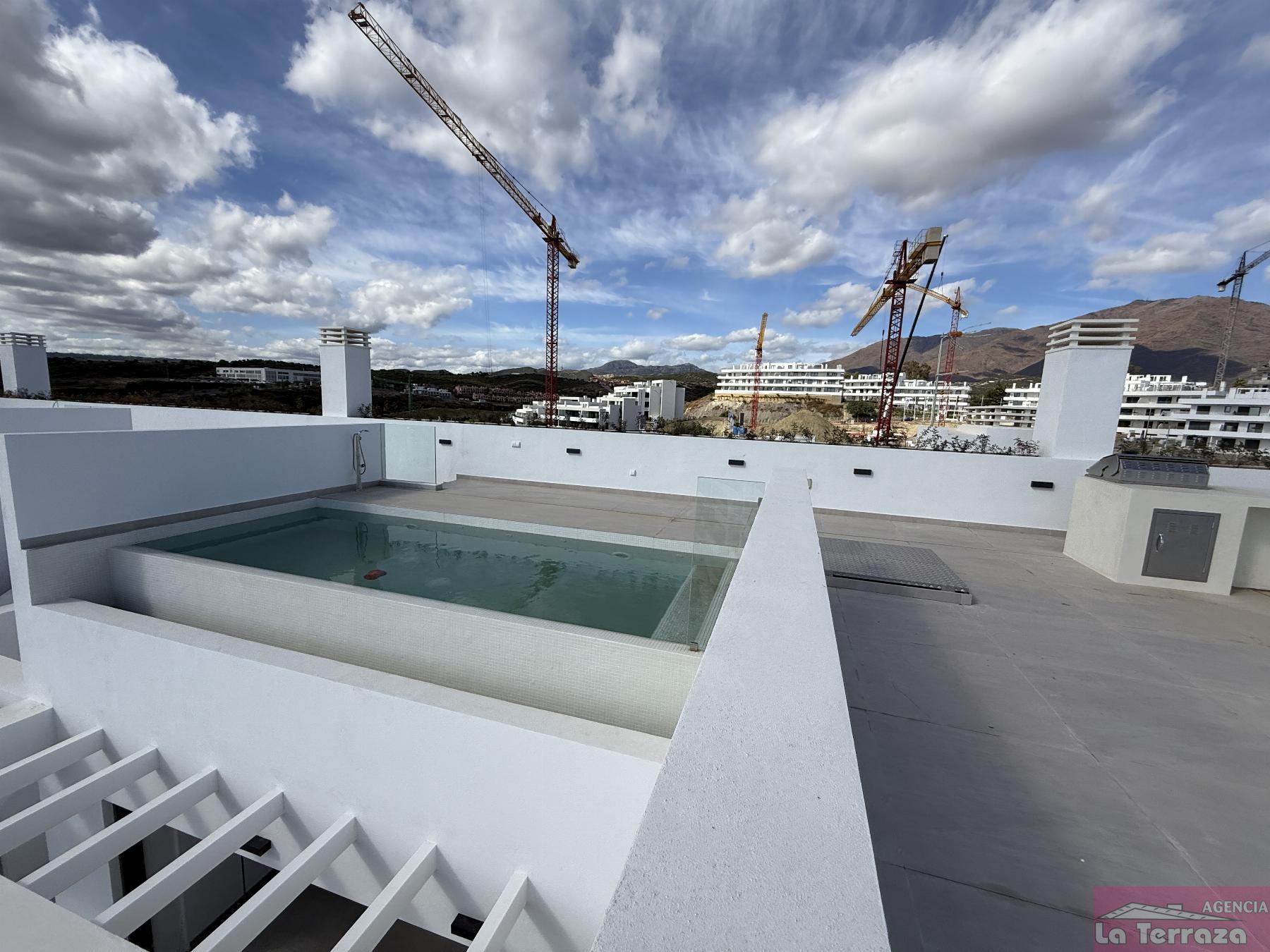 Venta de Ático en Estepona