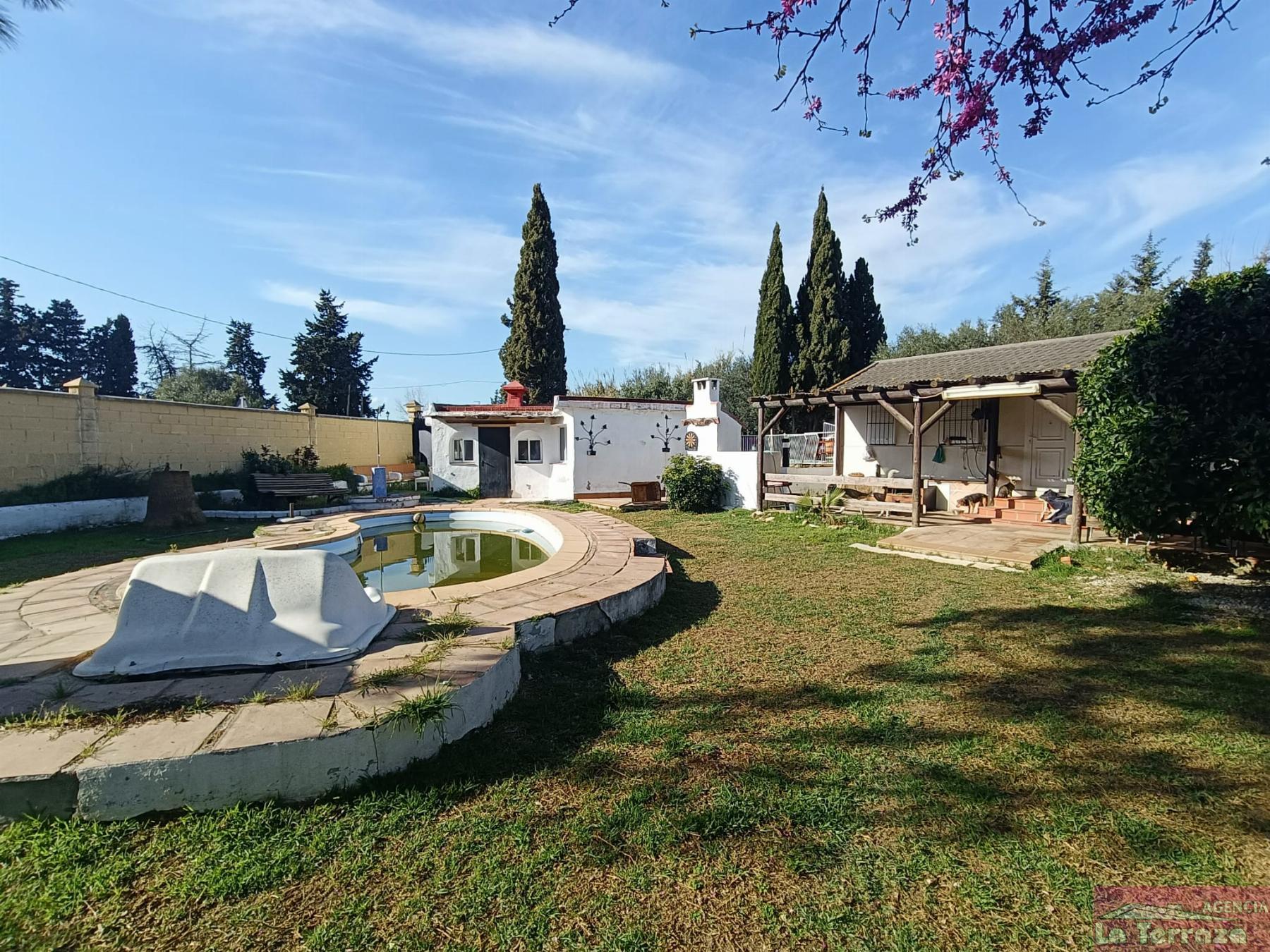 Venta de casa en San Luis de Sabinillas