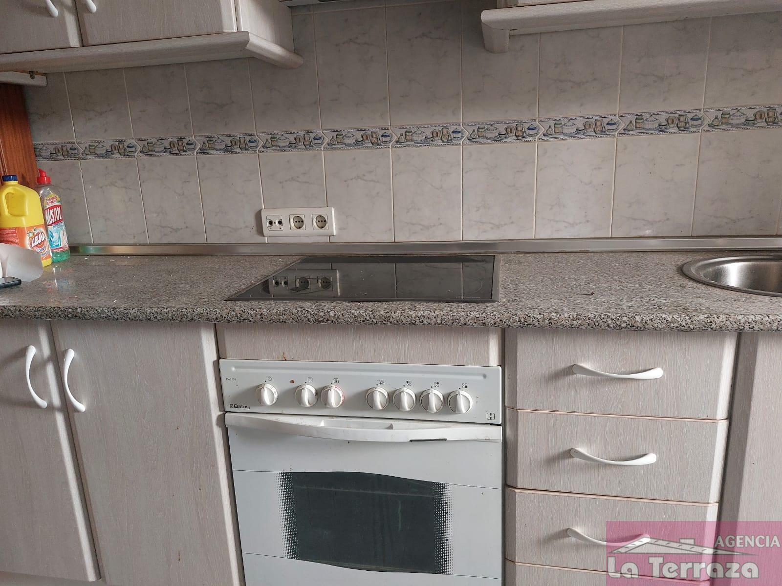 Venta de piso en Estepona