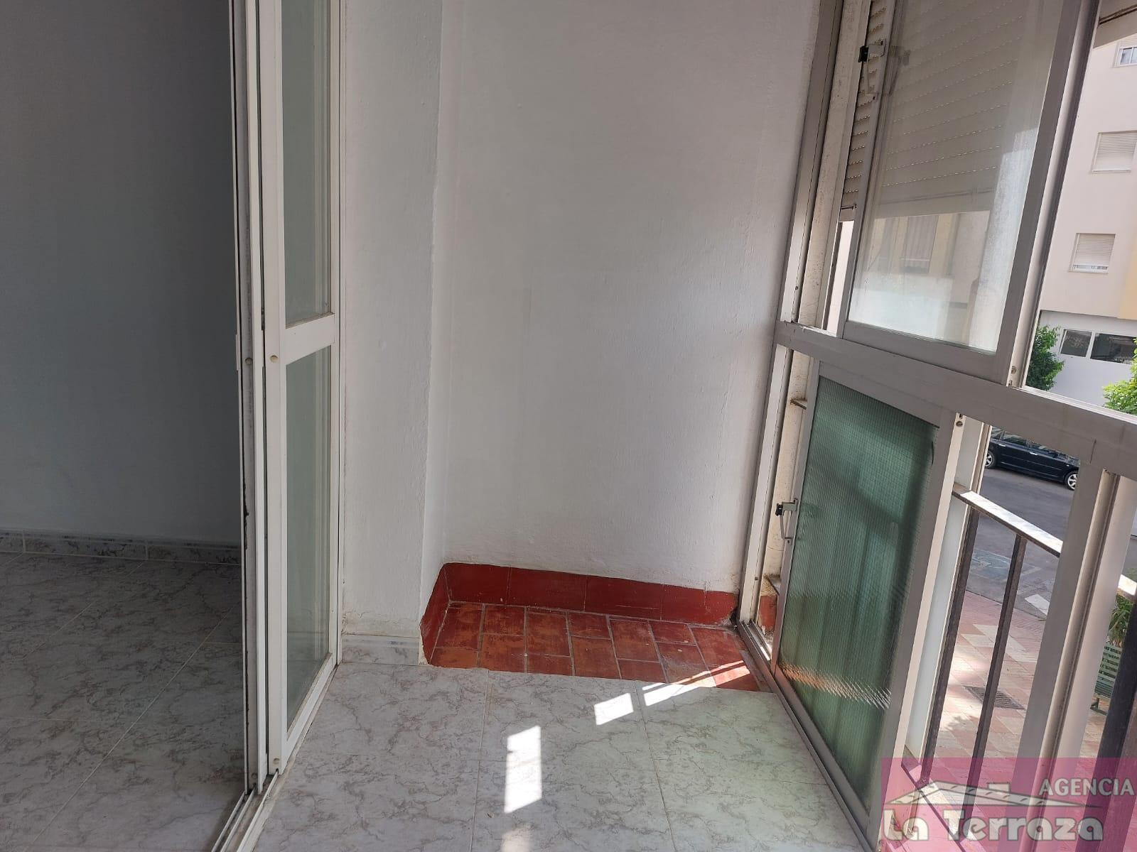 Venta de piso en Estepona