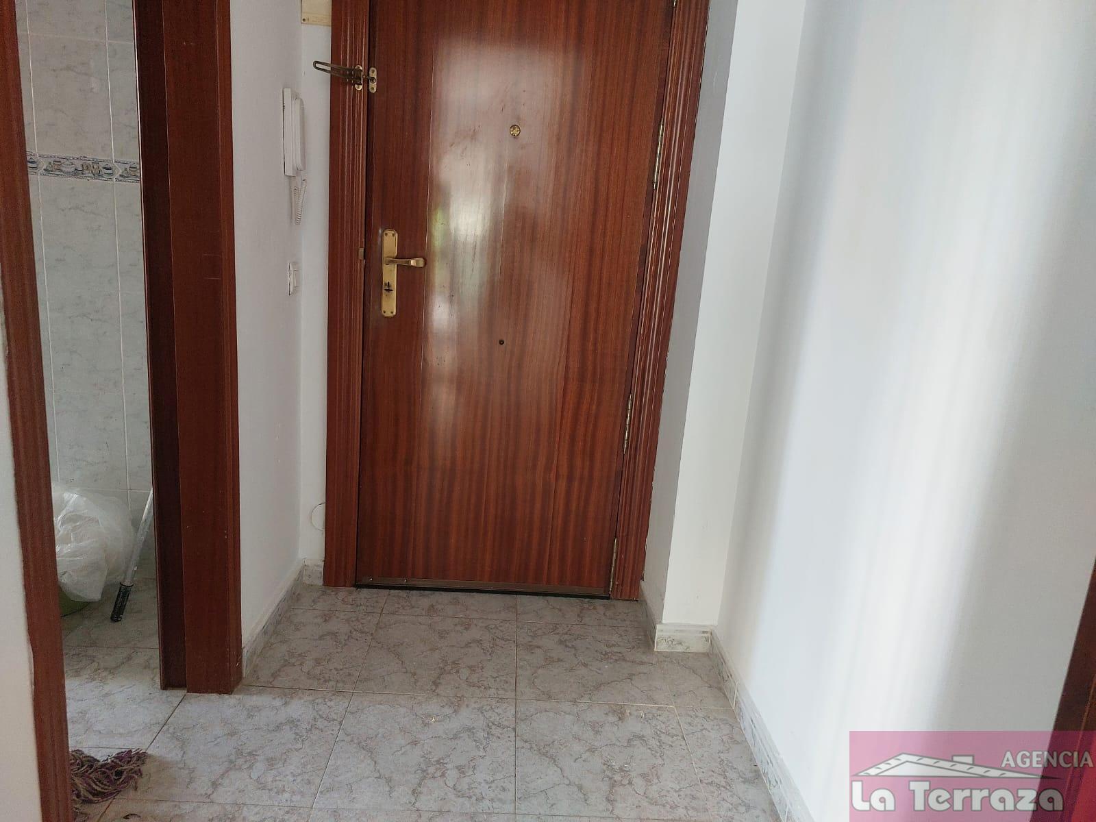 Venta de piso en Estepona