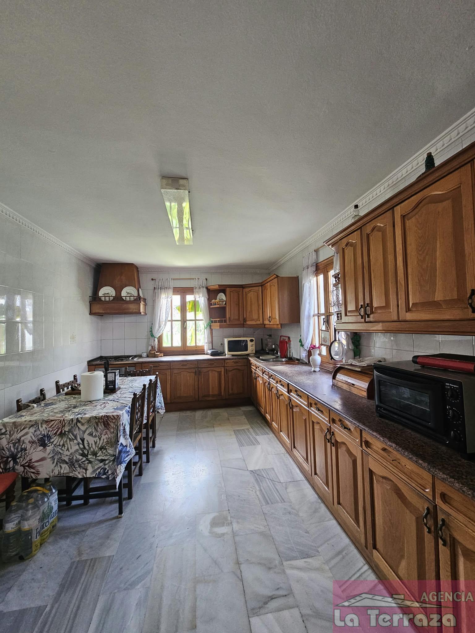 Venta de casa en Estepona