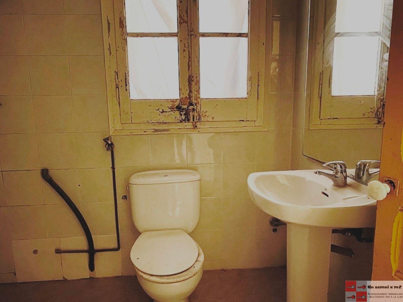 For sale of flat in Piera