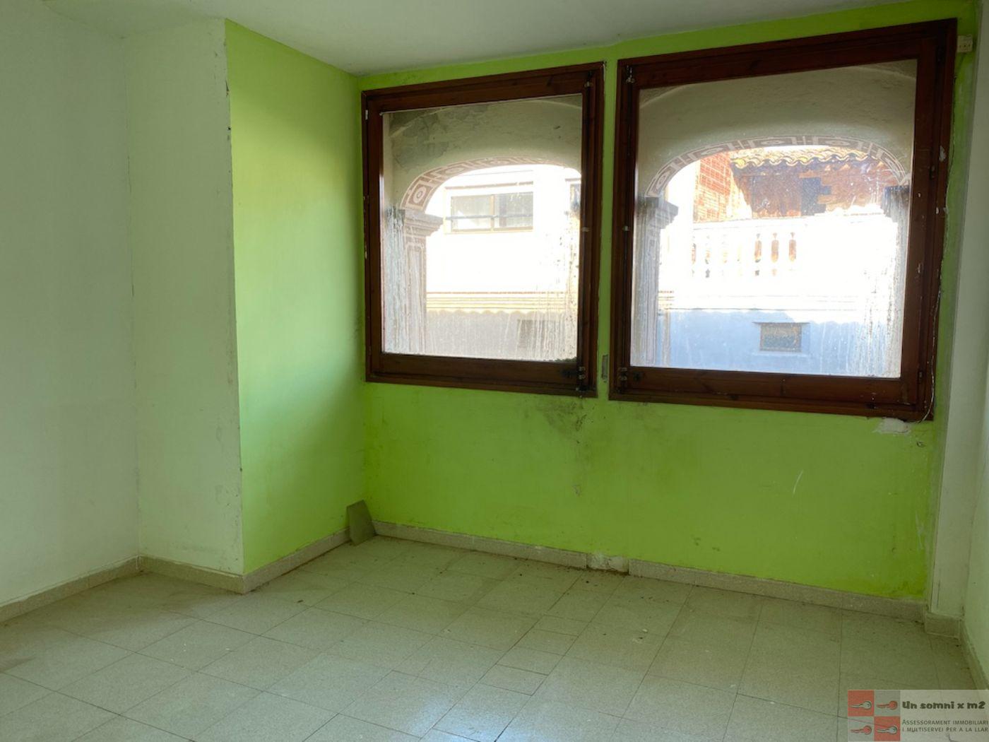 For sale of flat in Piera