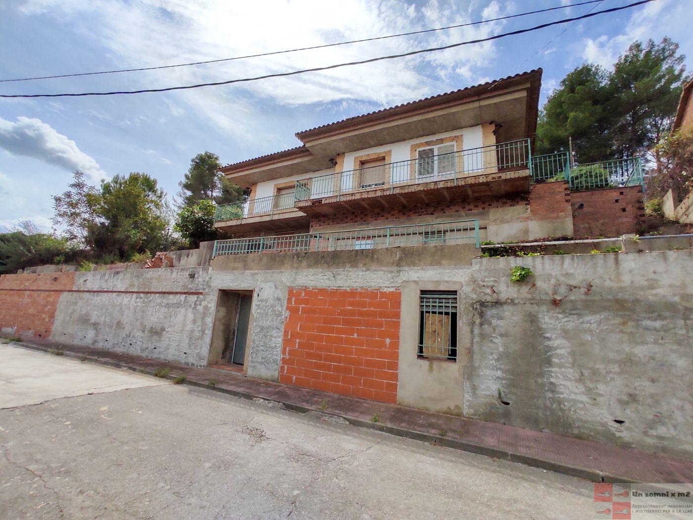 For sale of house in Piera