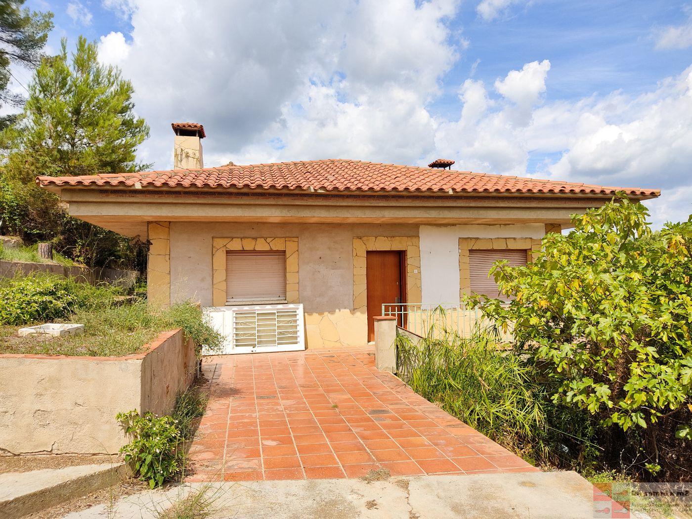 For sale of house in Piera