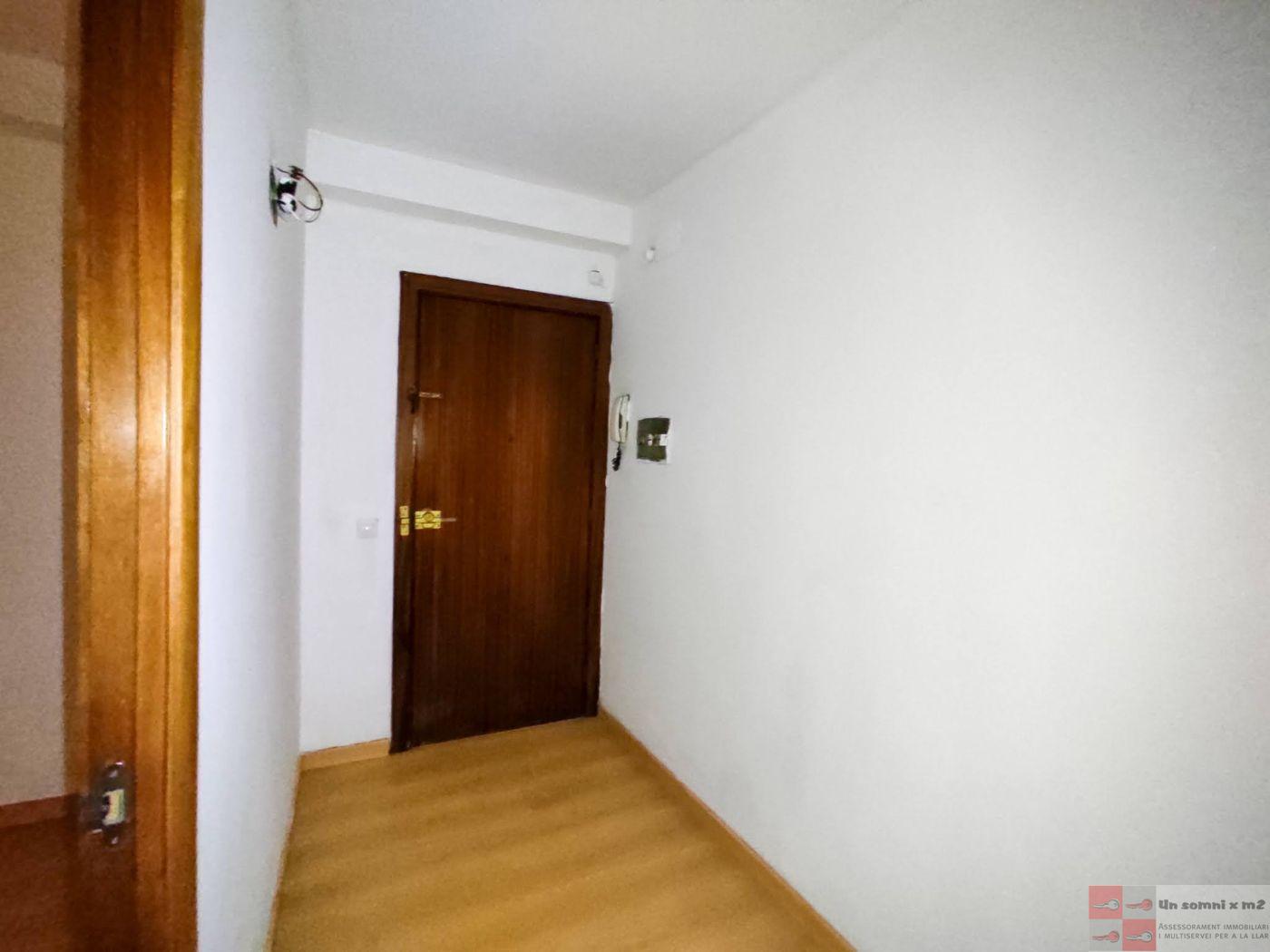 For sale of flat in Capellades
