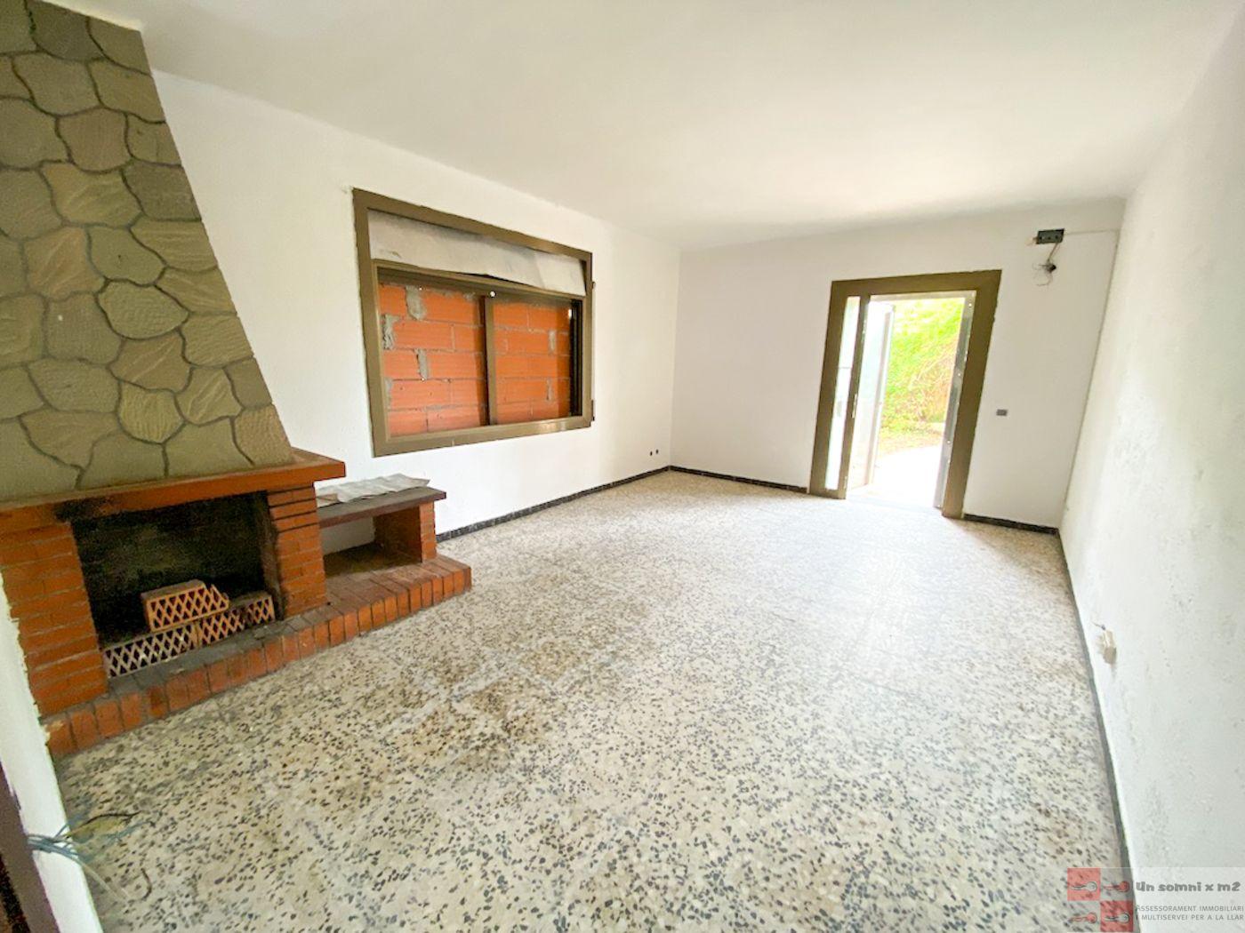 For sale of house in Cabrera d´Anoia