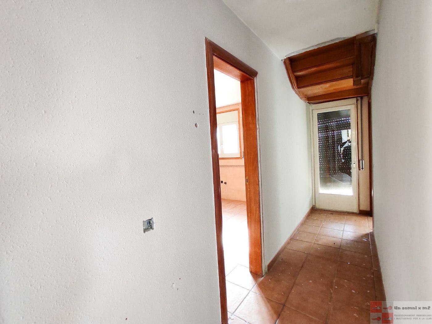 For sale of house in La Torre de Claramunt