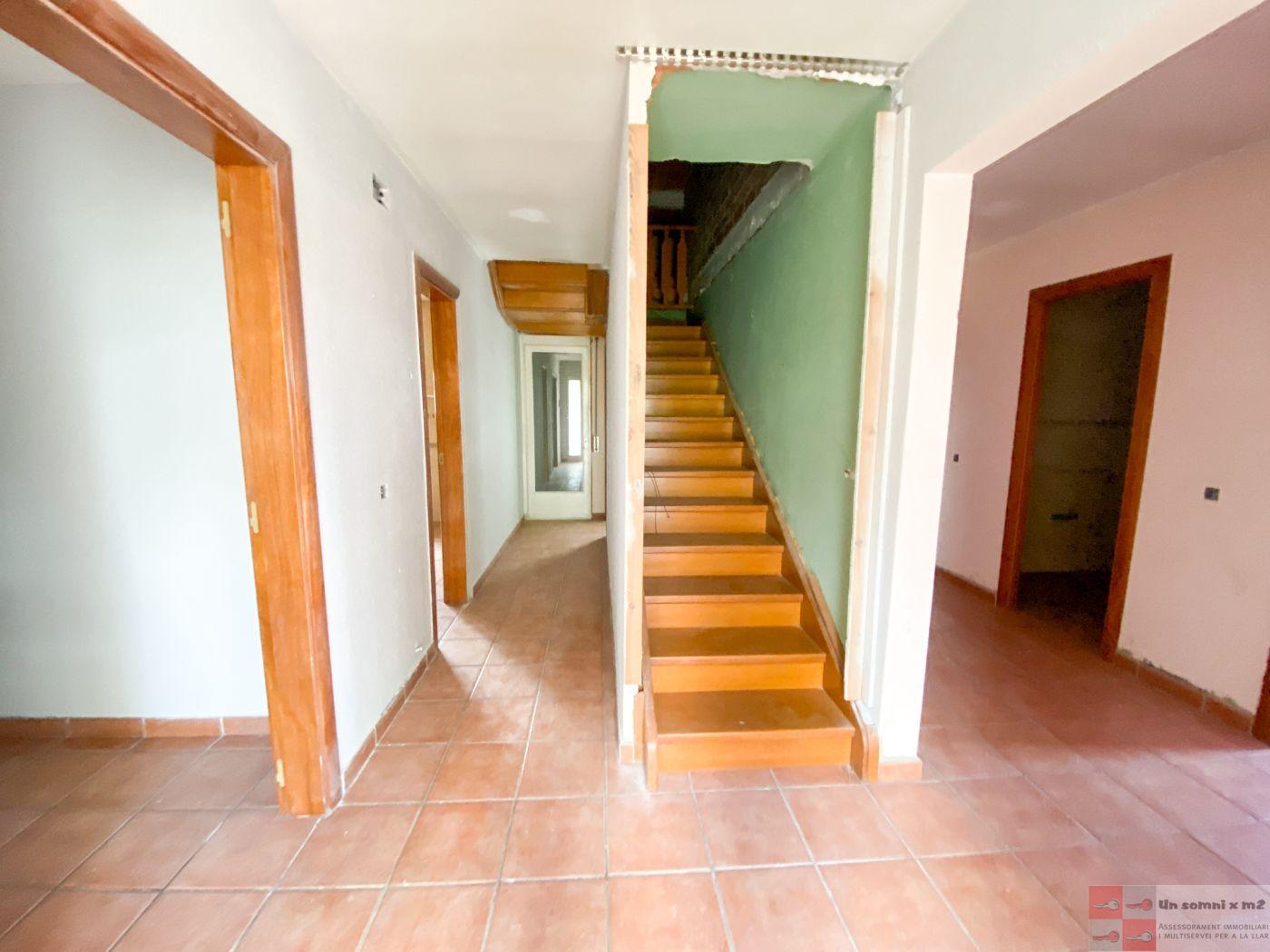 For sale of house in La Torre de Claramunt