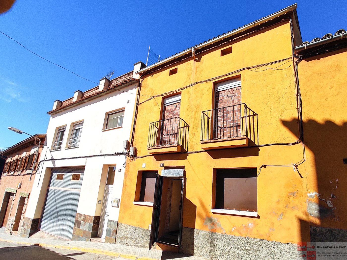 For sale of house in Òdena