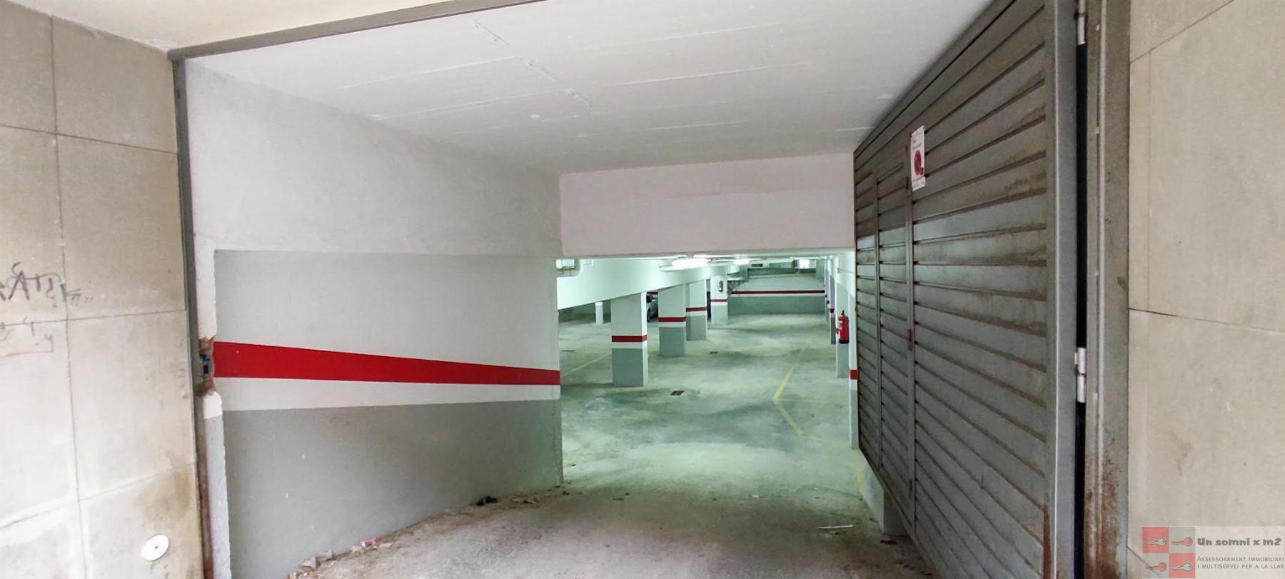 For sale of garage in Igualada