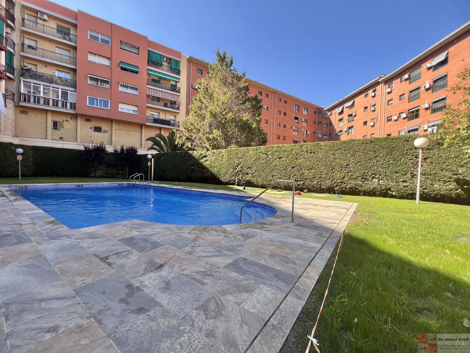 For sale of flat in Sant Andreu de la Barca