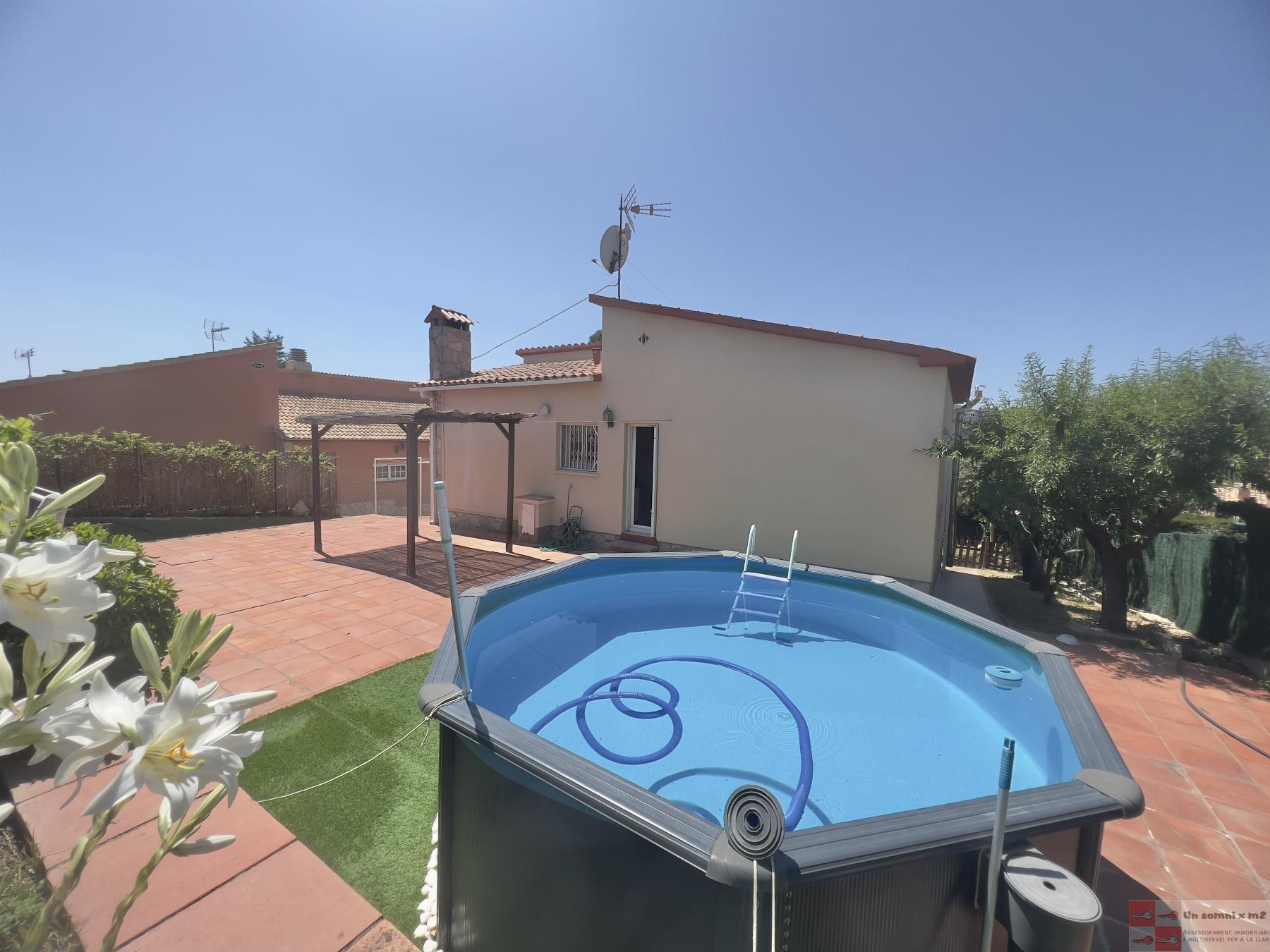 For sale of house in Piera