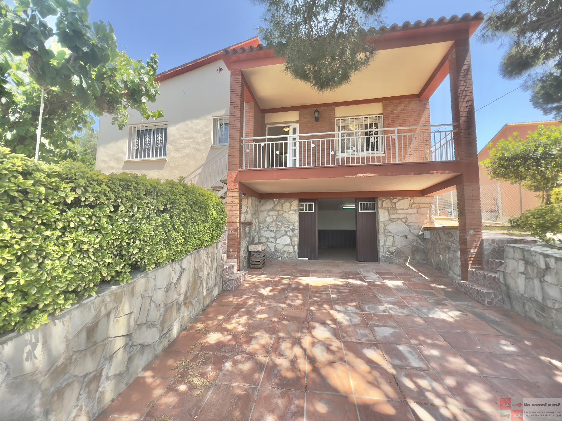 For sale of house in Piera