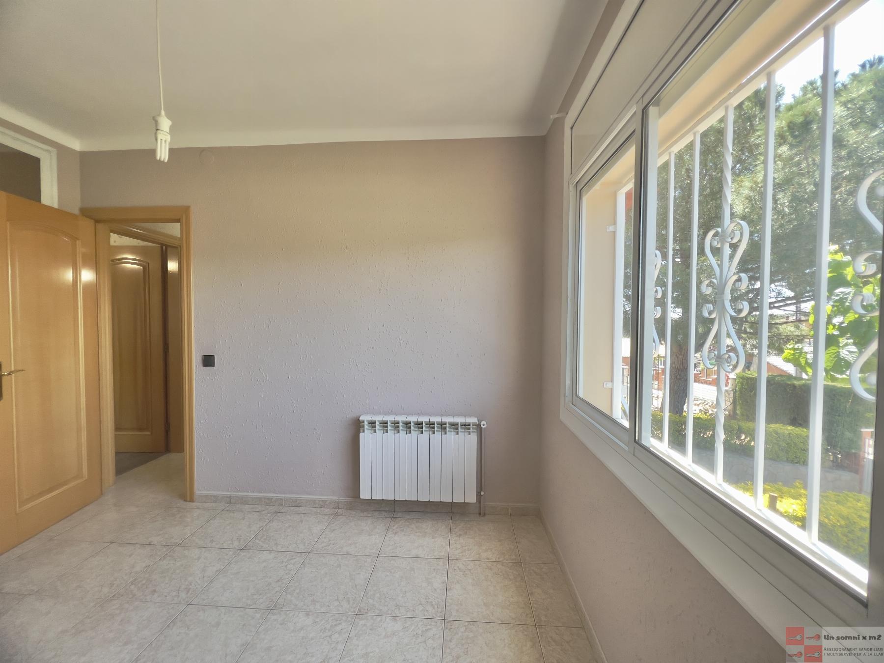 For sale of house in Piera