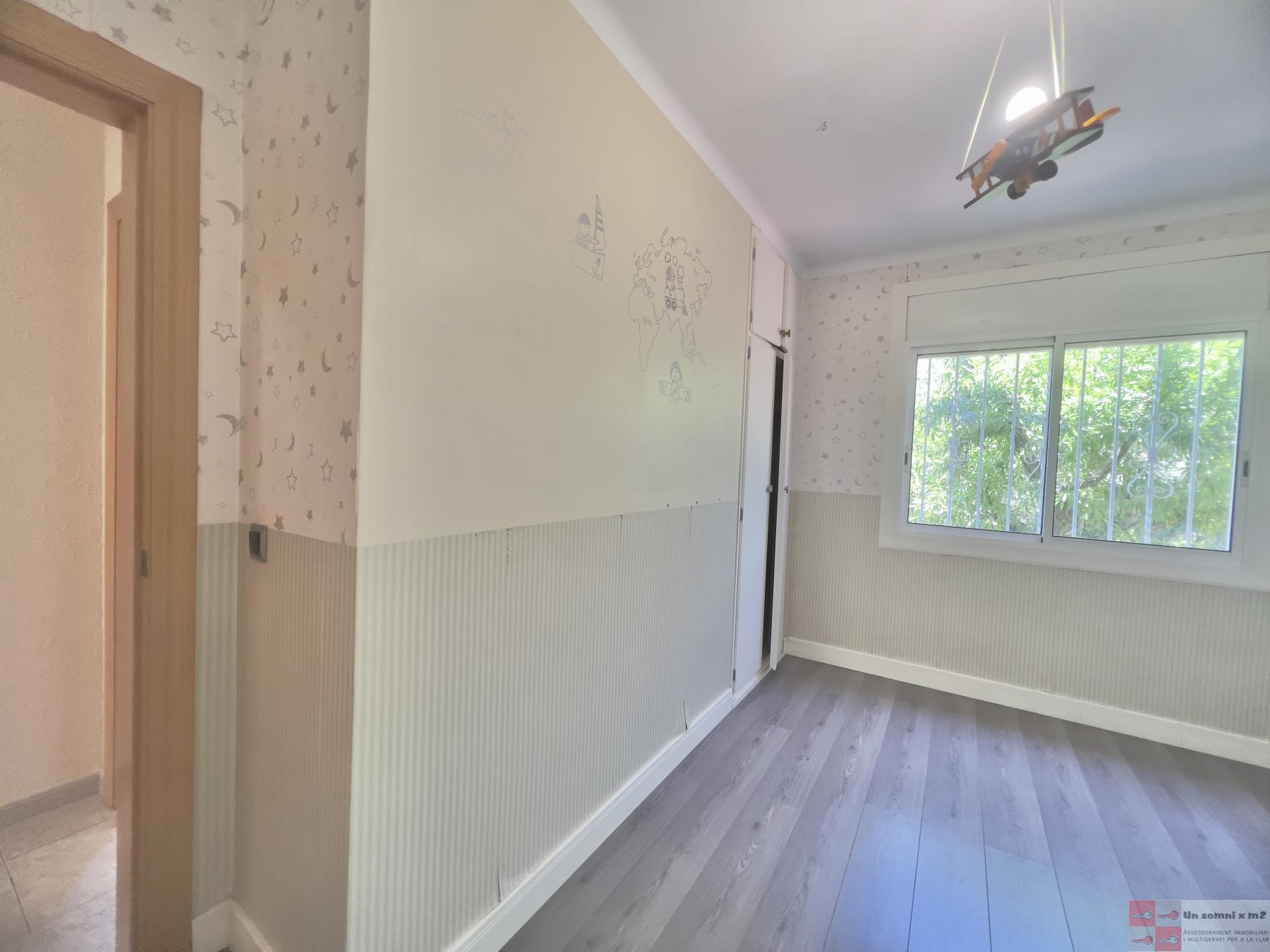 For sale of house in Piera