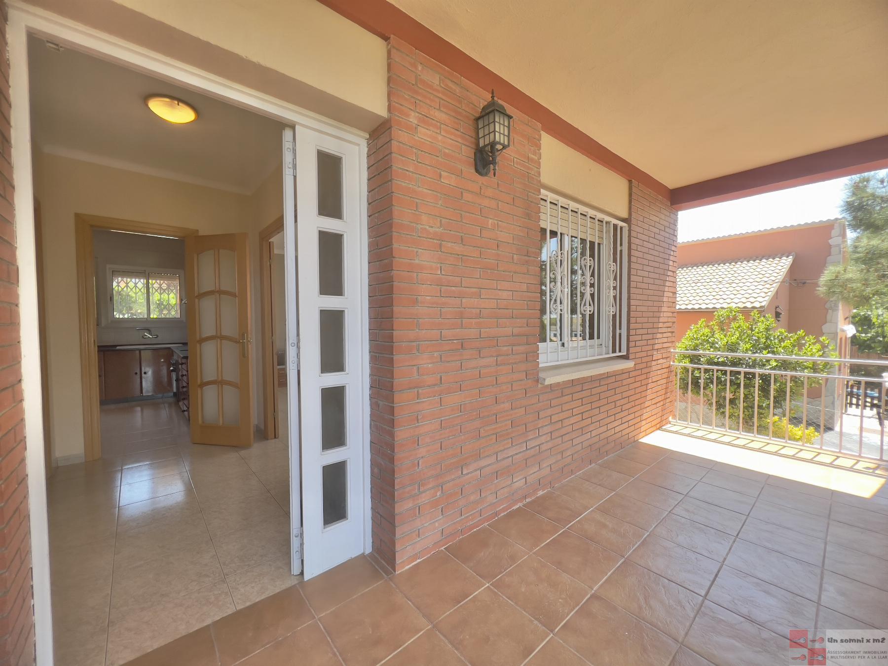 For sale of house in Piera