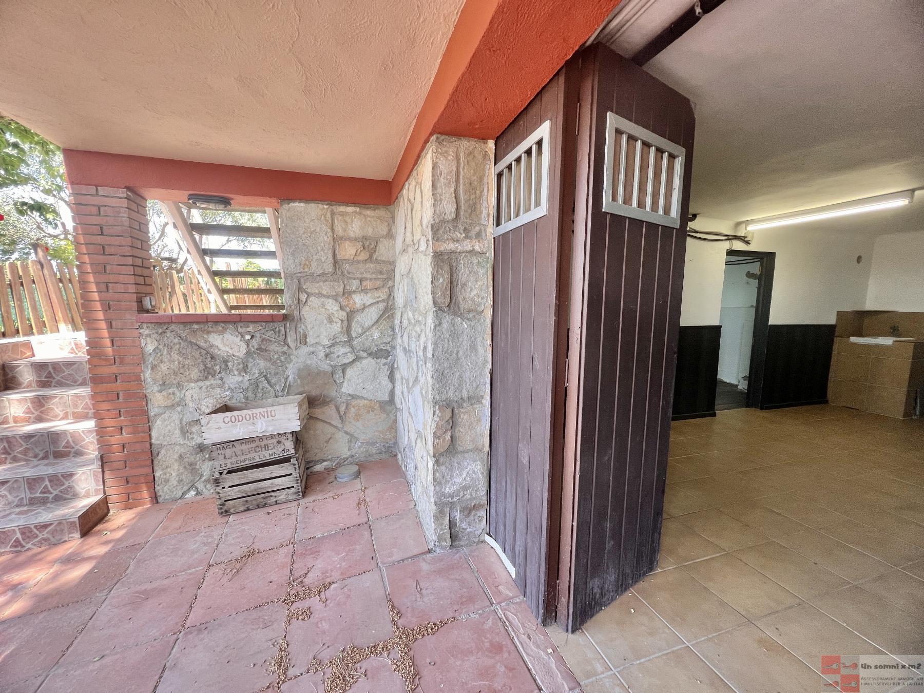 For sale of house in Piera