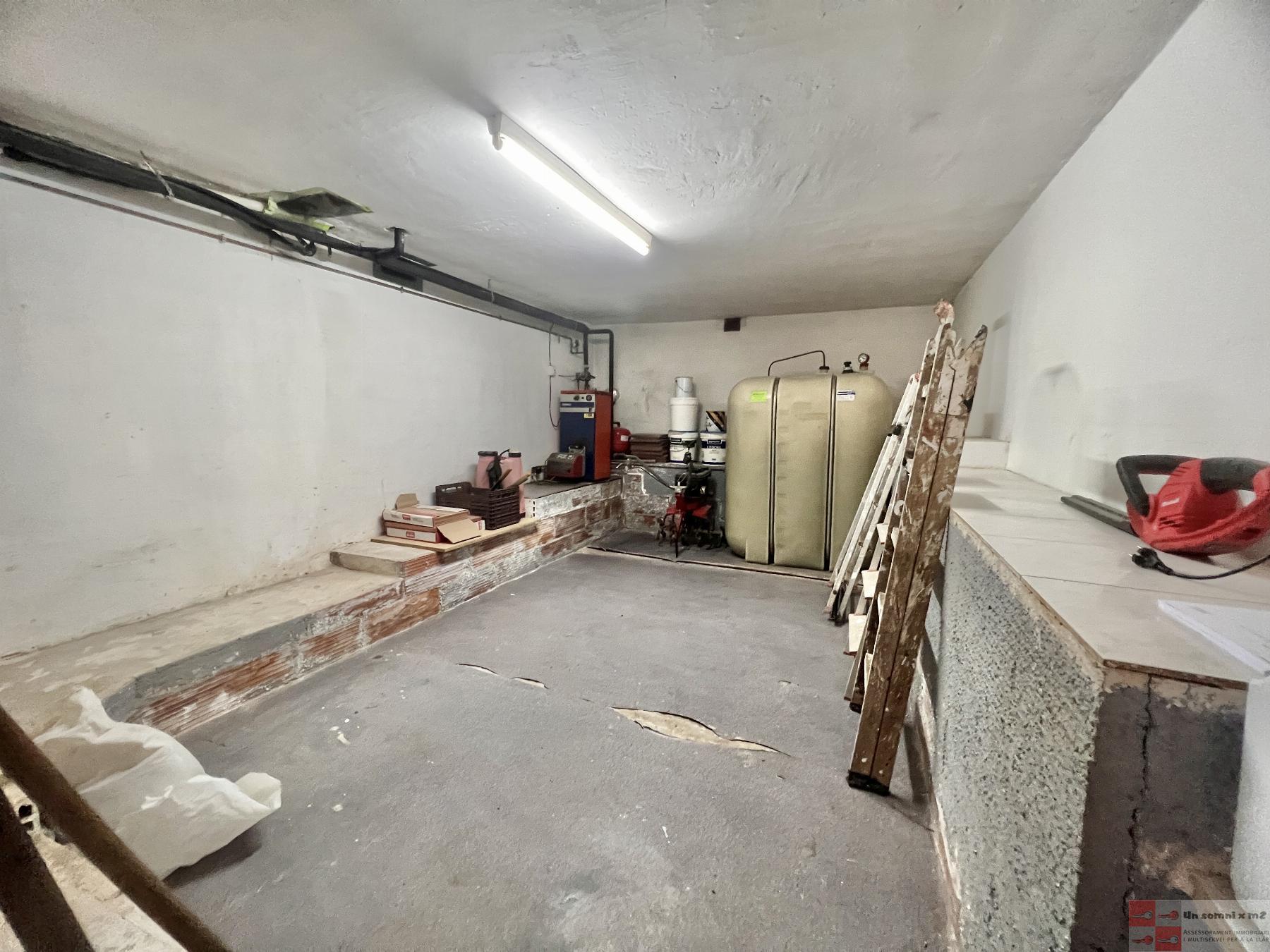 For sale of house in Piera
