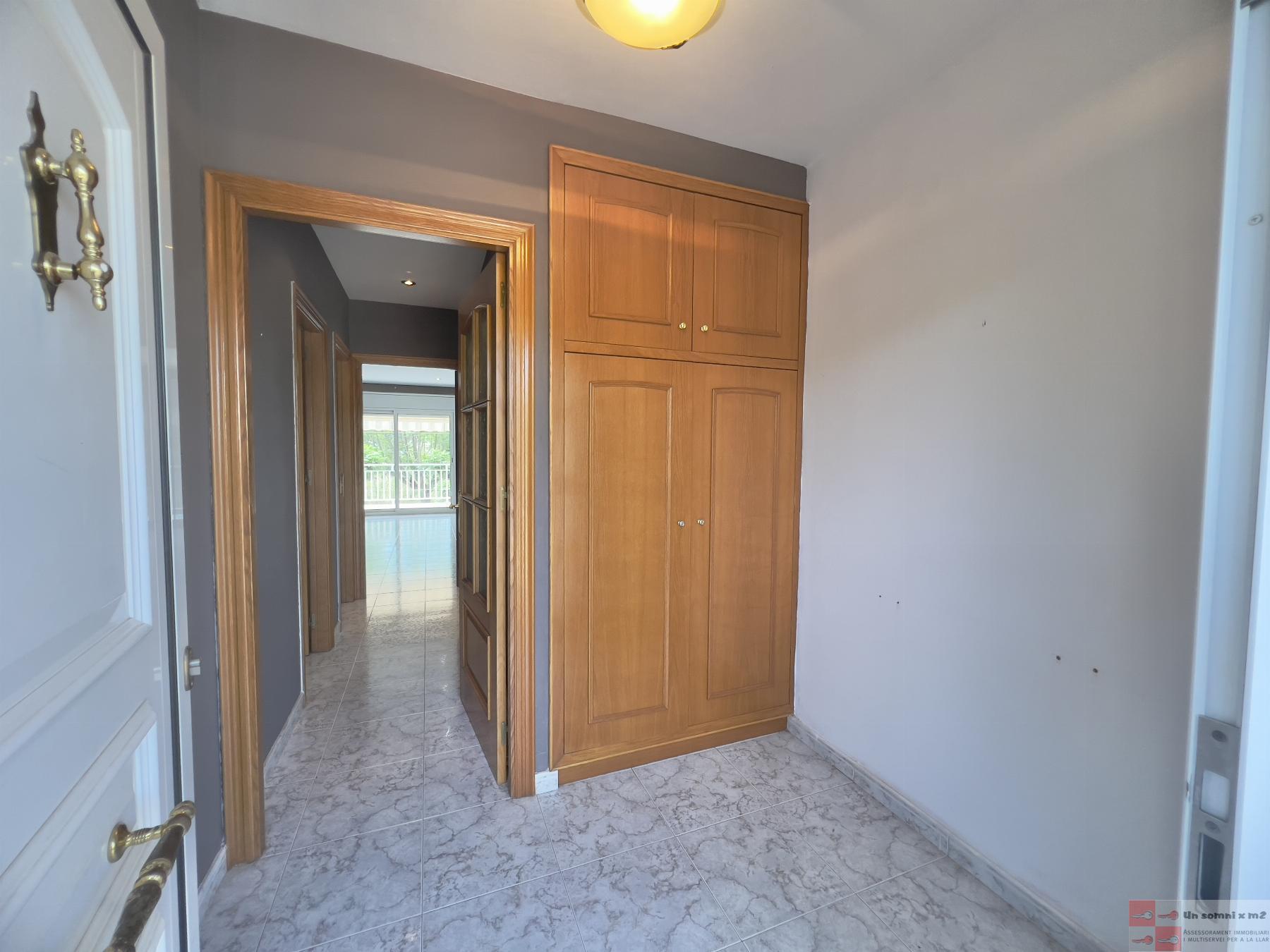 For sale of house in Piera