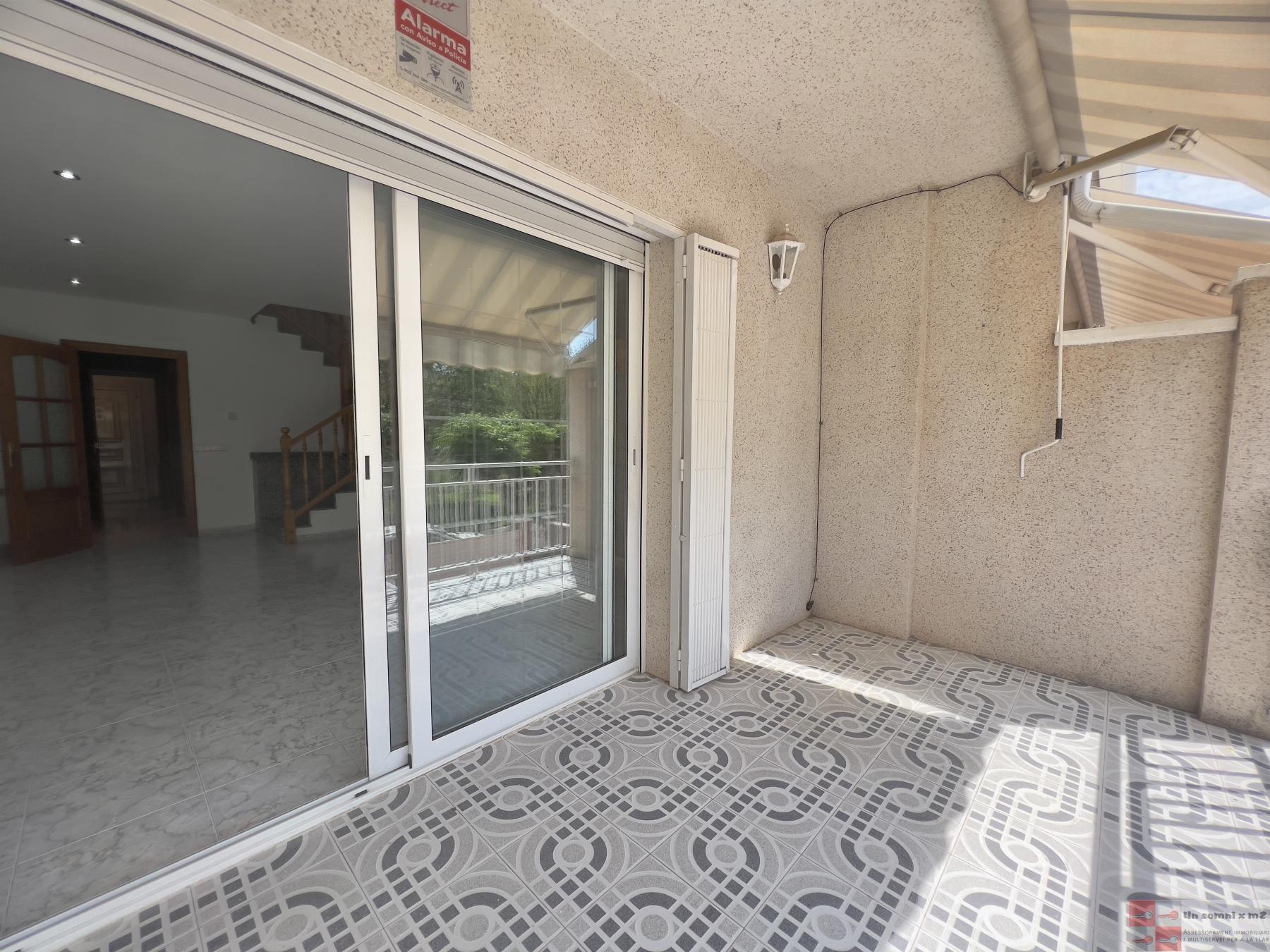 For sale of house in Piera