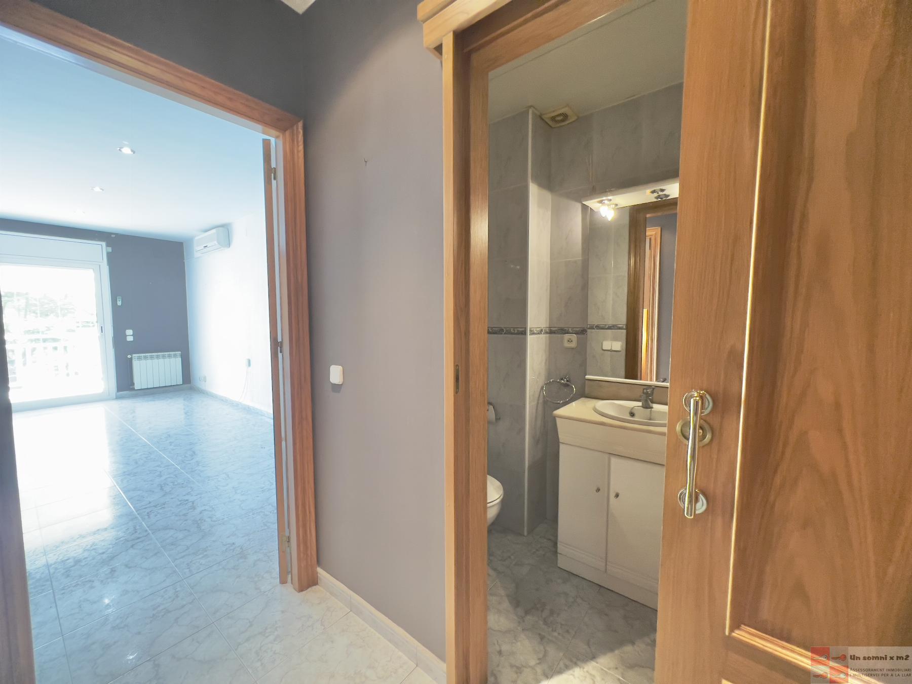 For sale of house in Piera