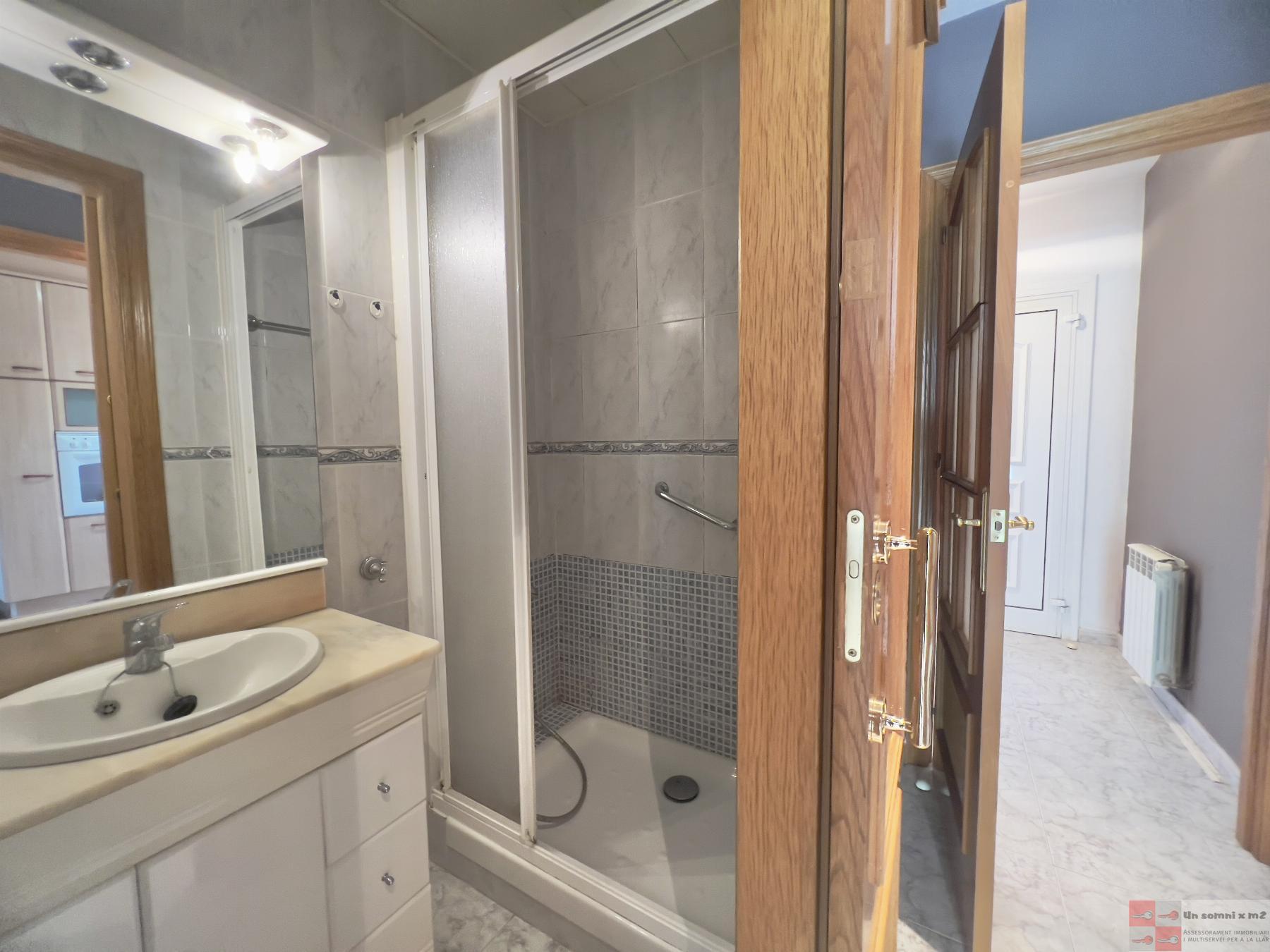 For sale of house in Piera
