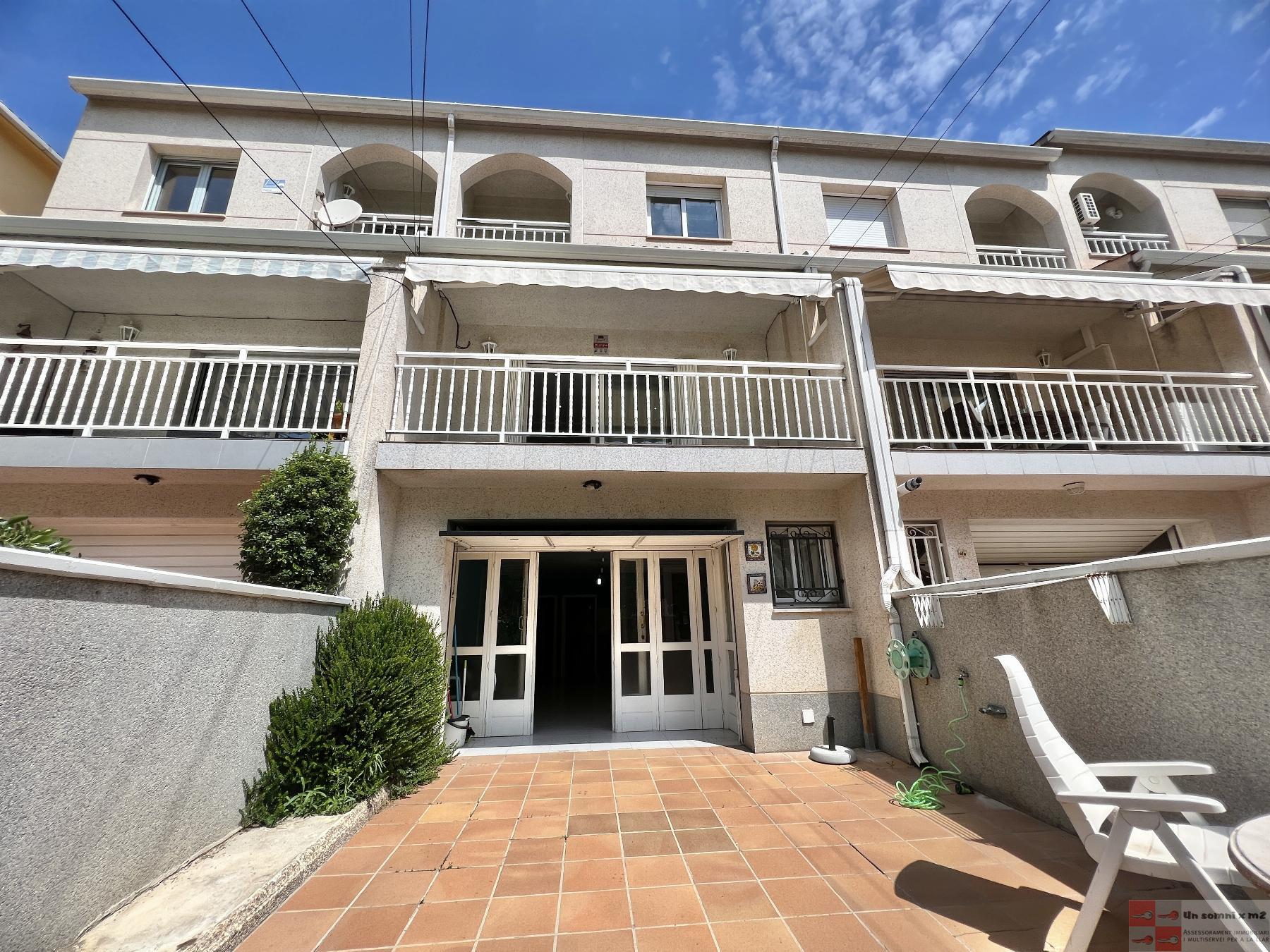 For sale of house in Piera