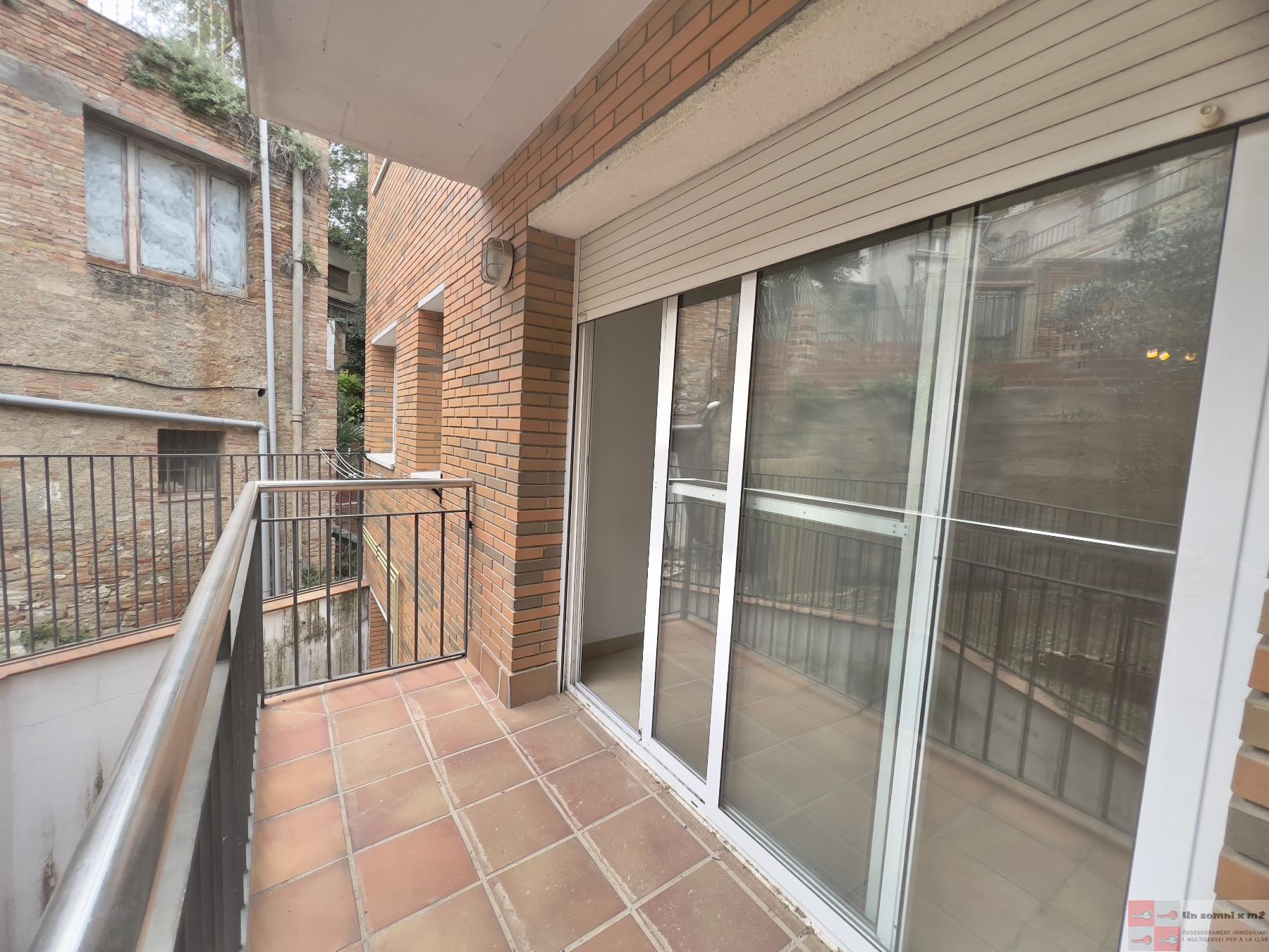 For sale of flat in Piera