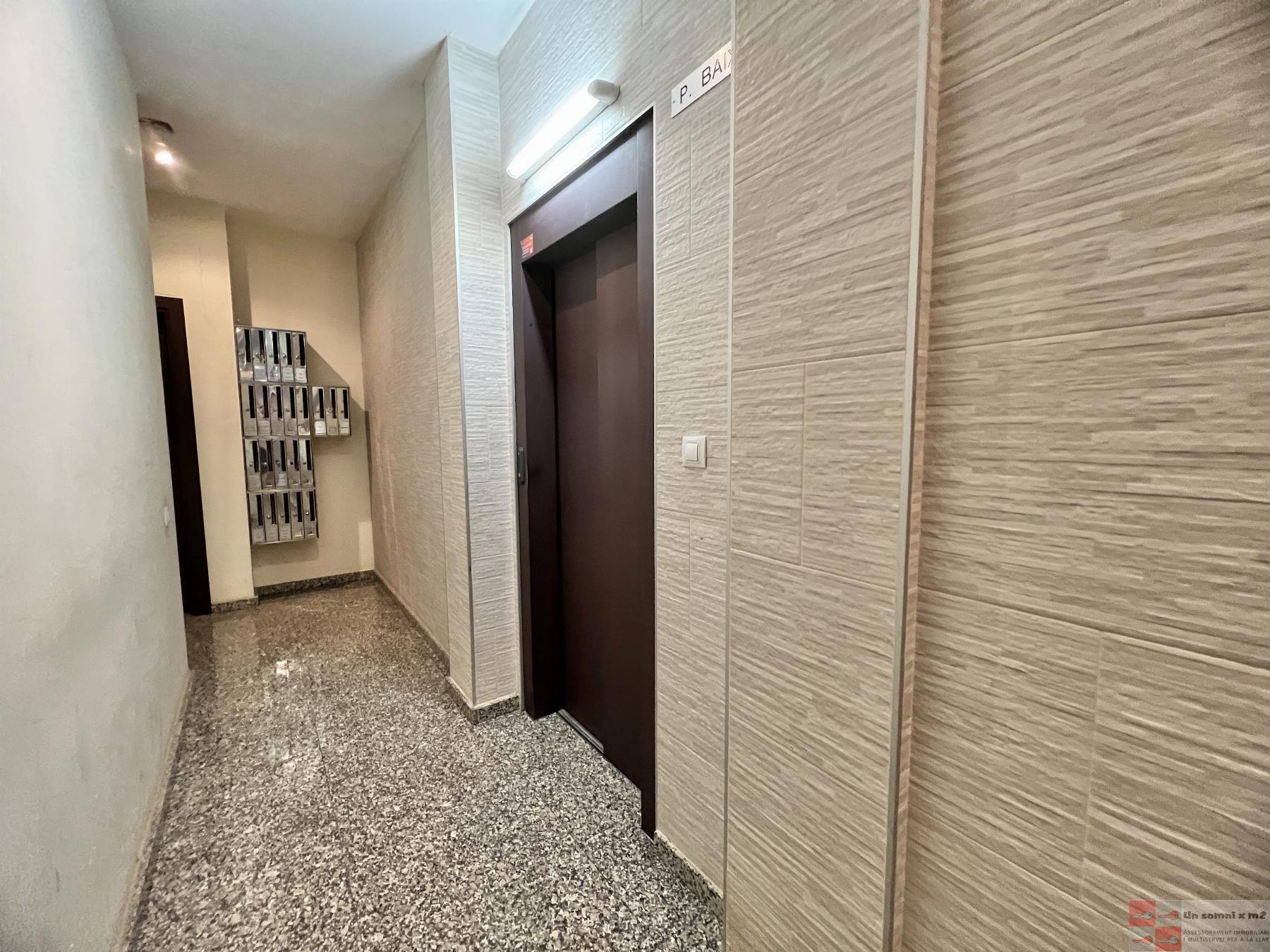 For sale of flat in Piera