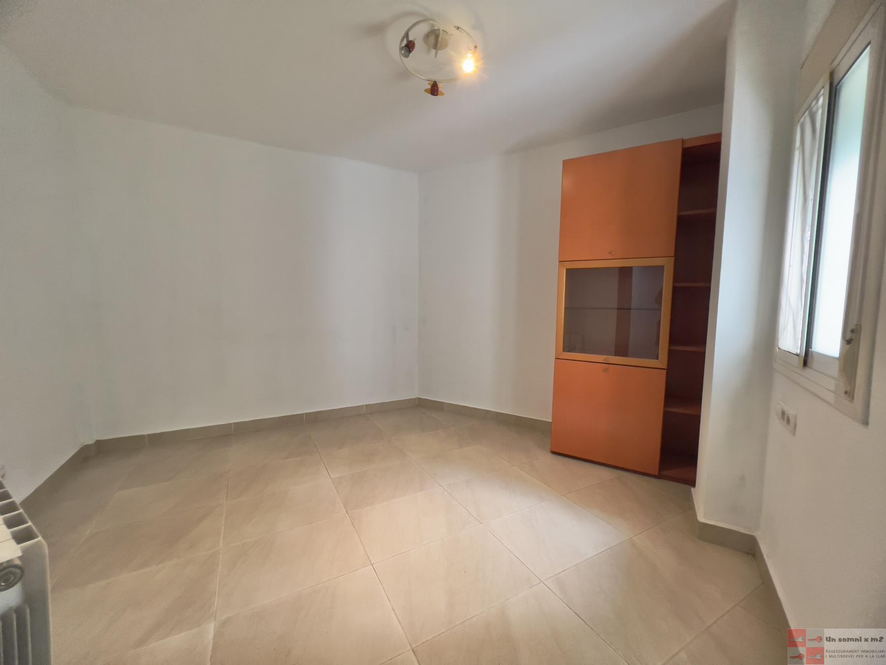 For sale of flat in Piera