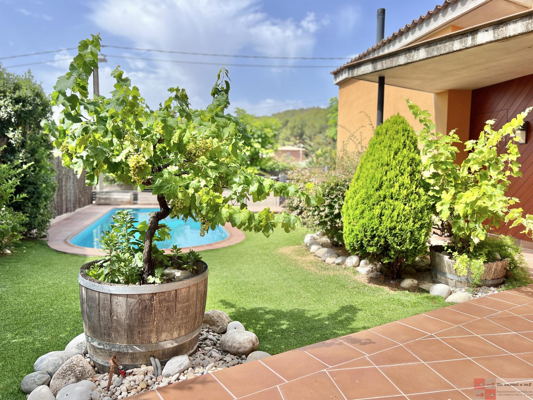 For sale of house in Piera