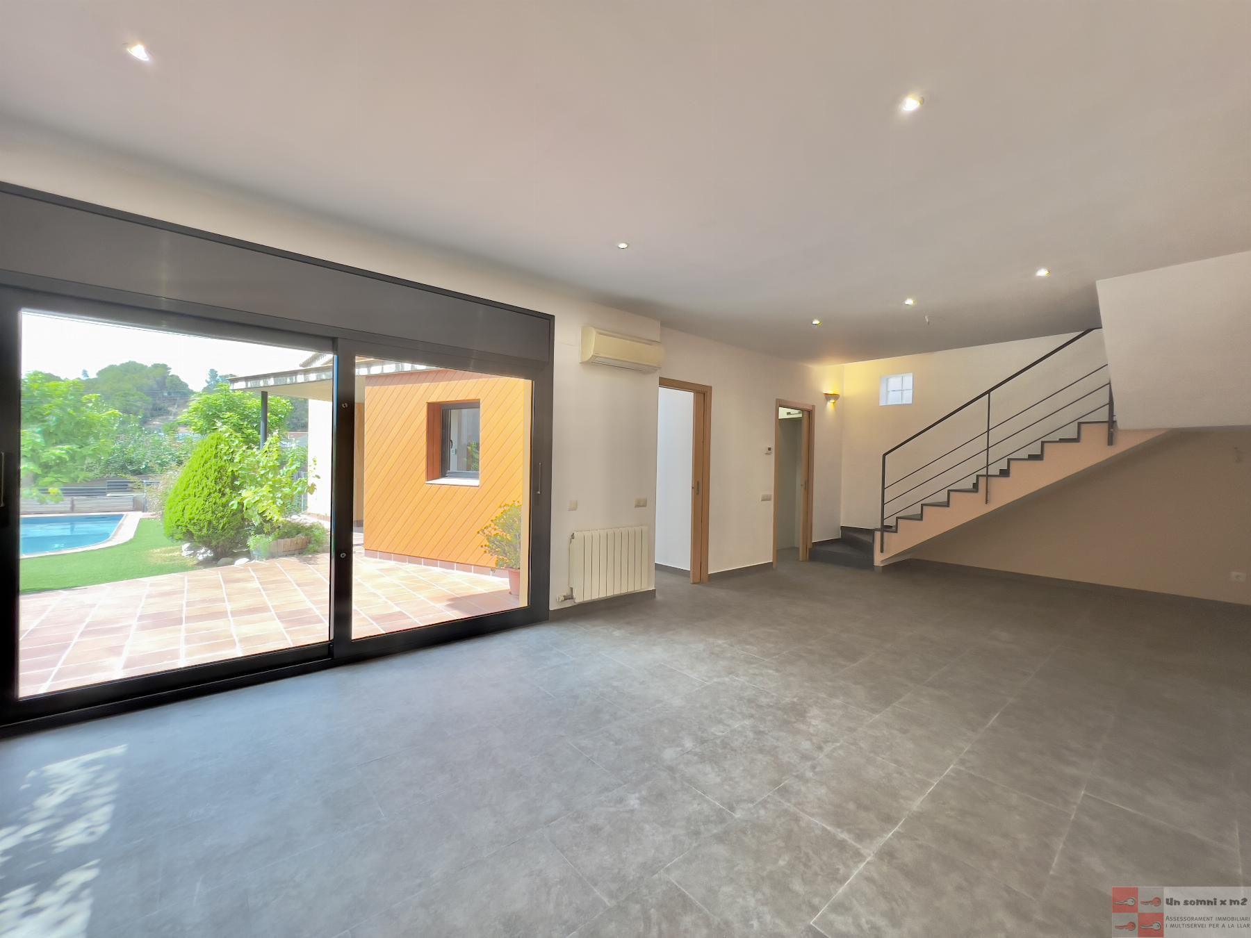 For sale of house in Piera
