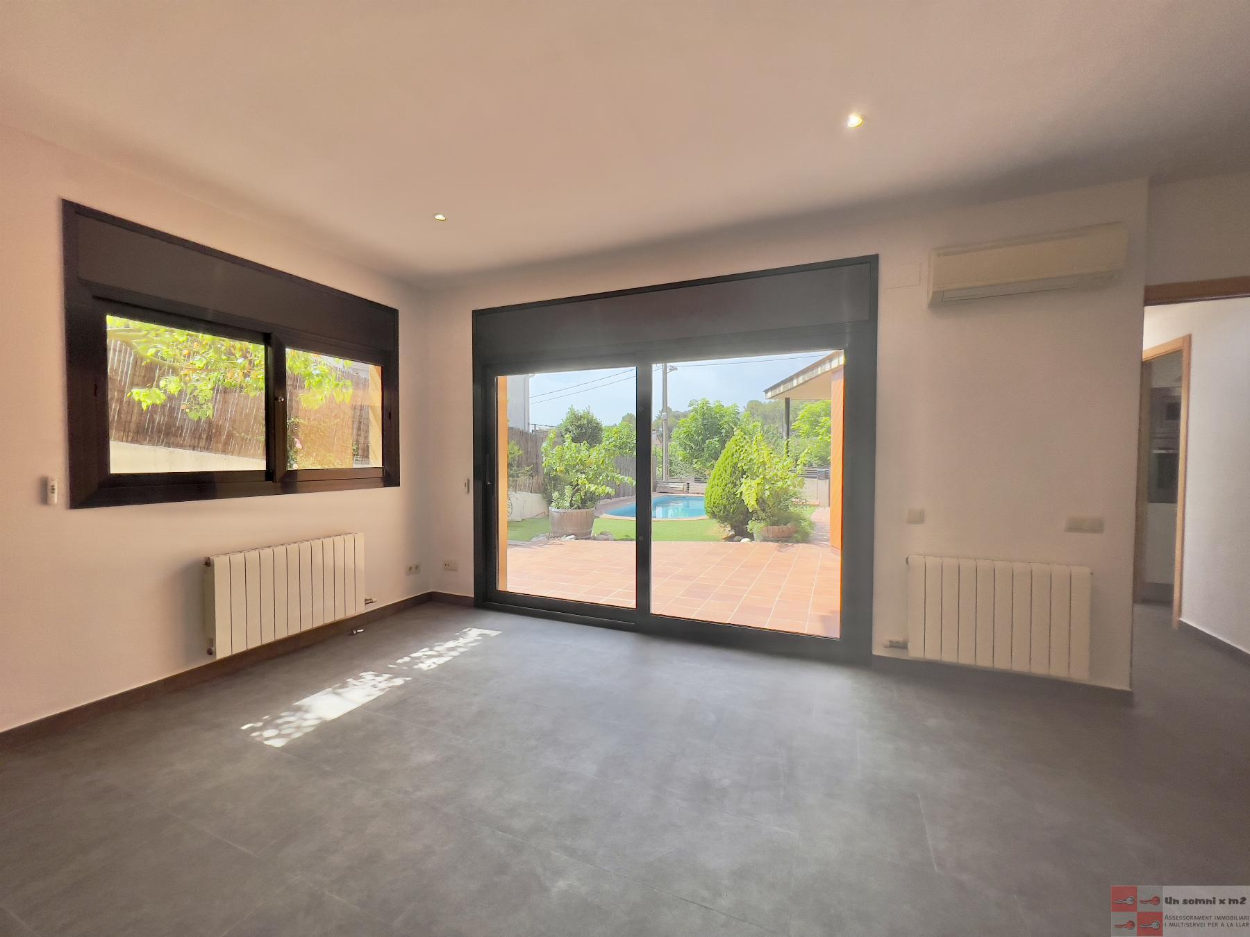 For sale of house in Piera