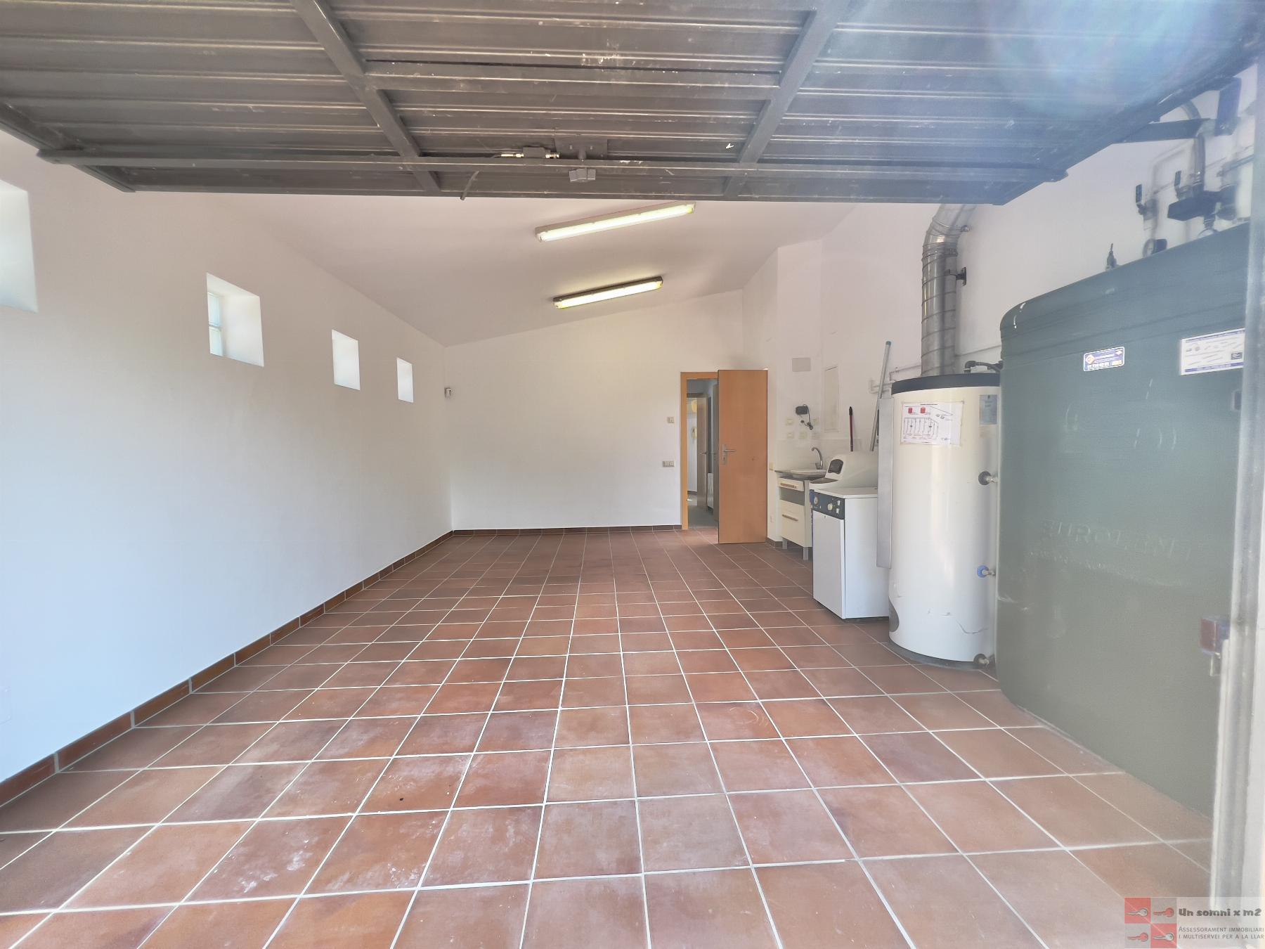 For sale of house in Piera