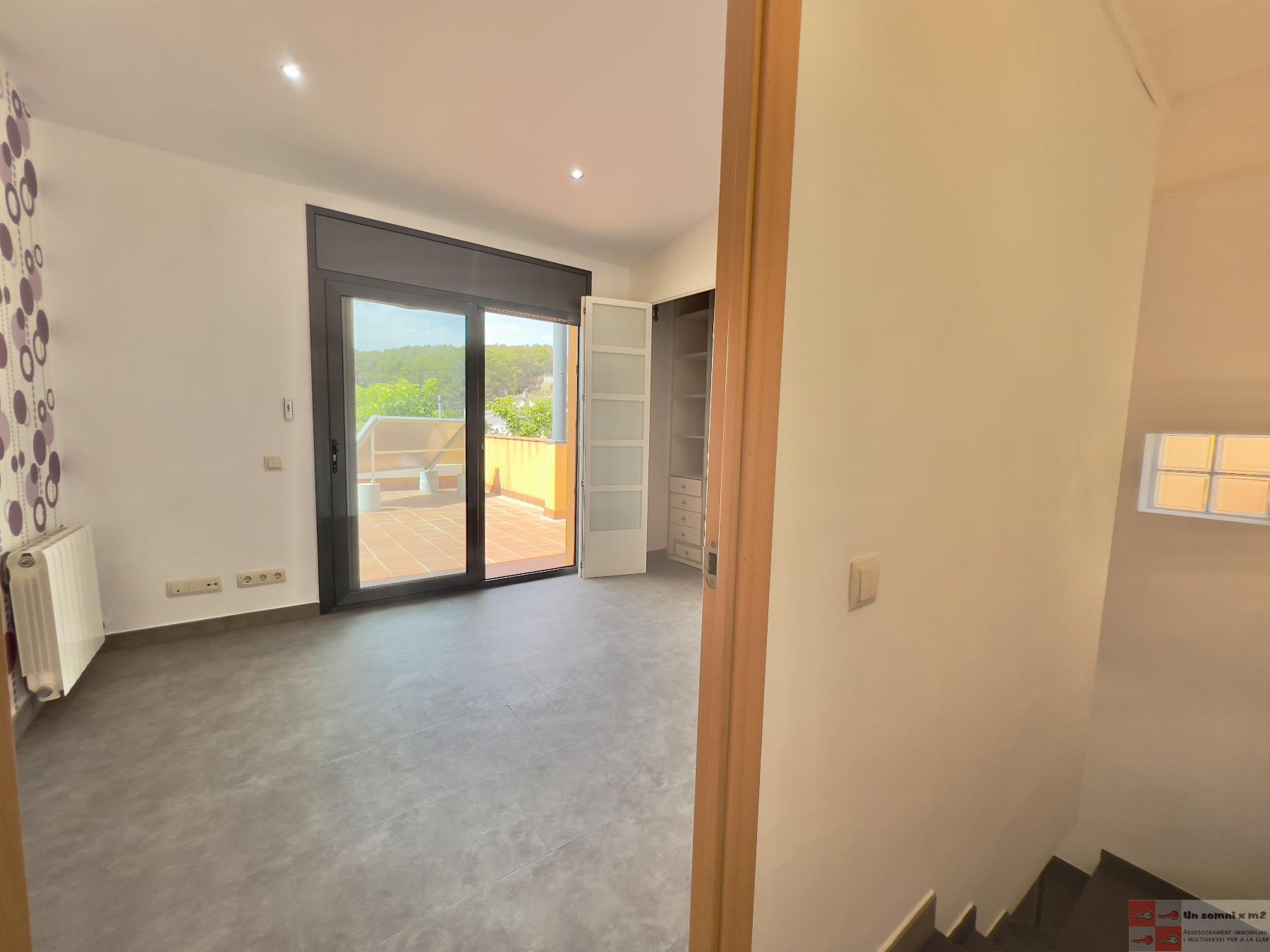 For sale of house in Piera