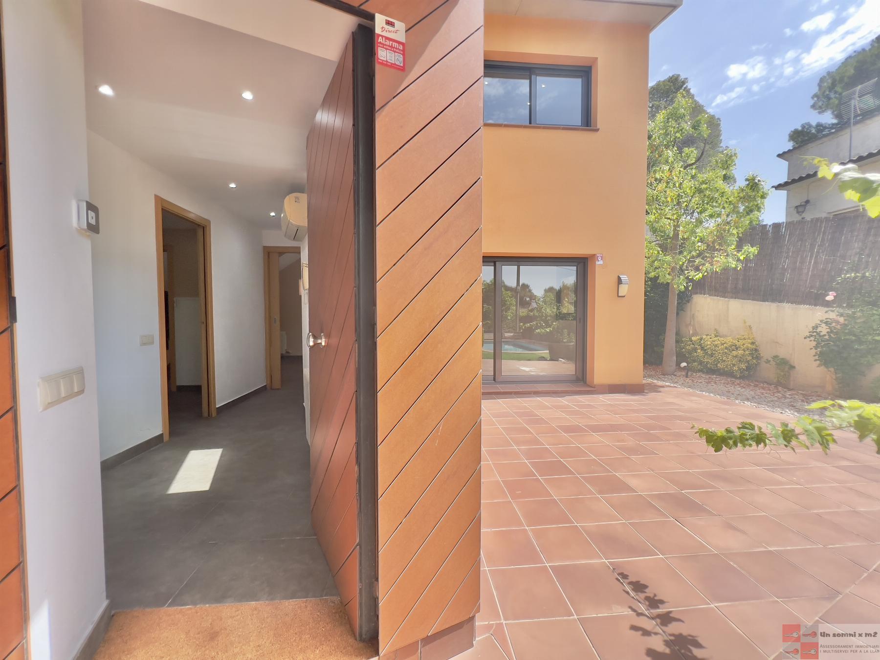 For sale of house in Piera