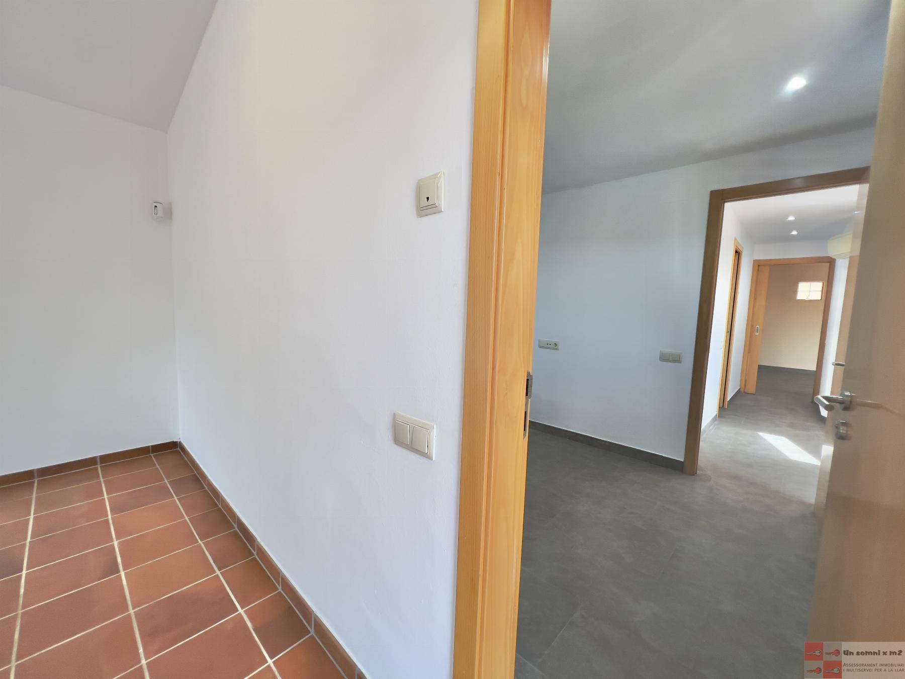 For sale of house in Piera