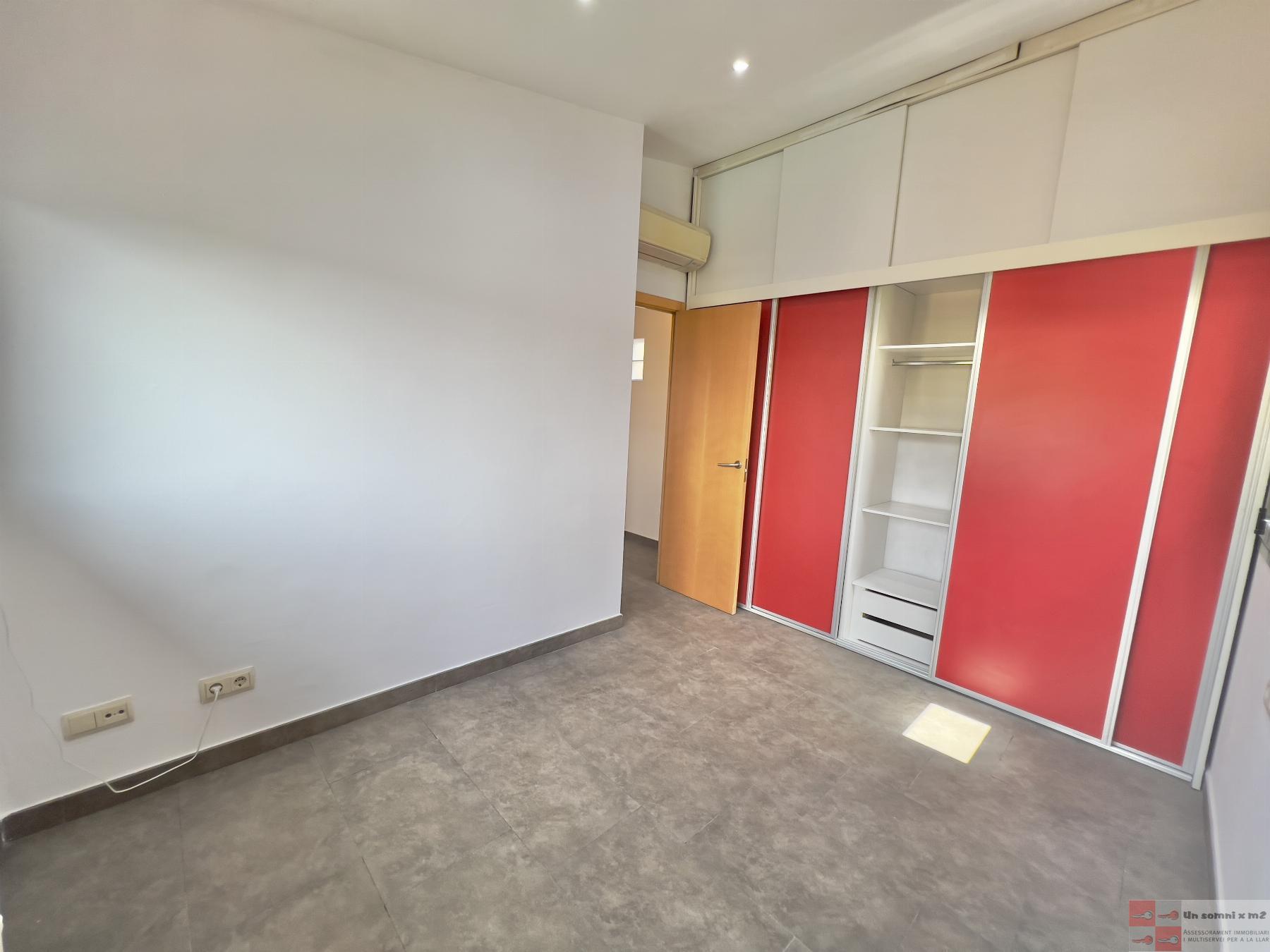 For sale of house in Piera