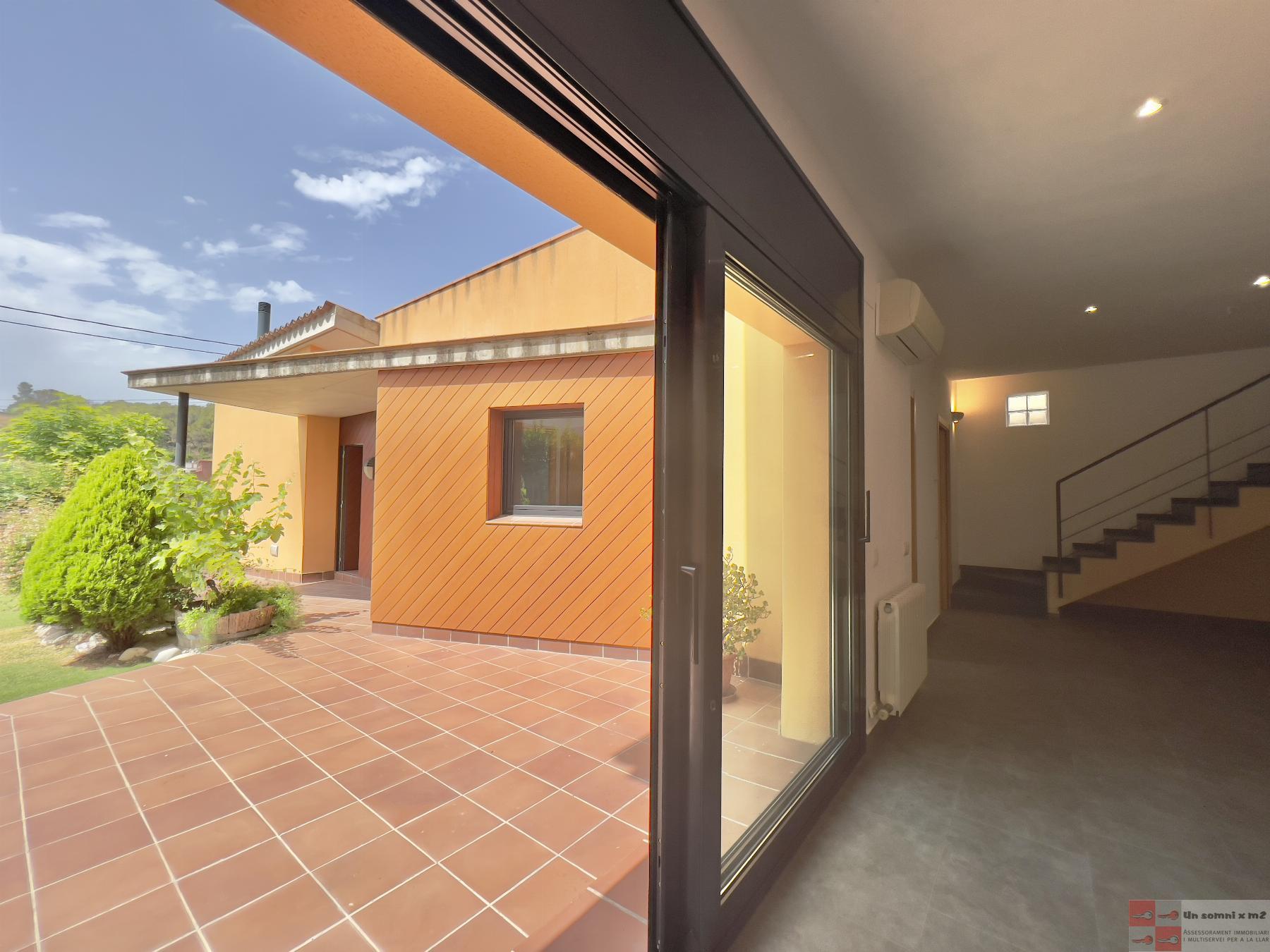 For sale of house in Piera
