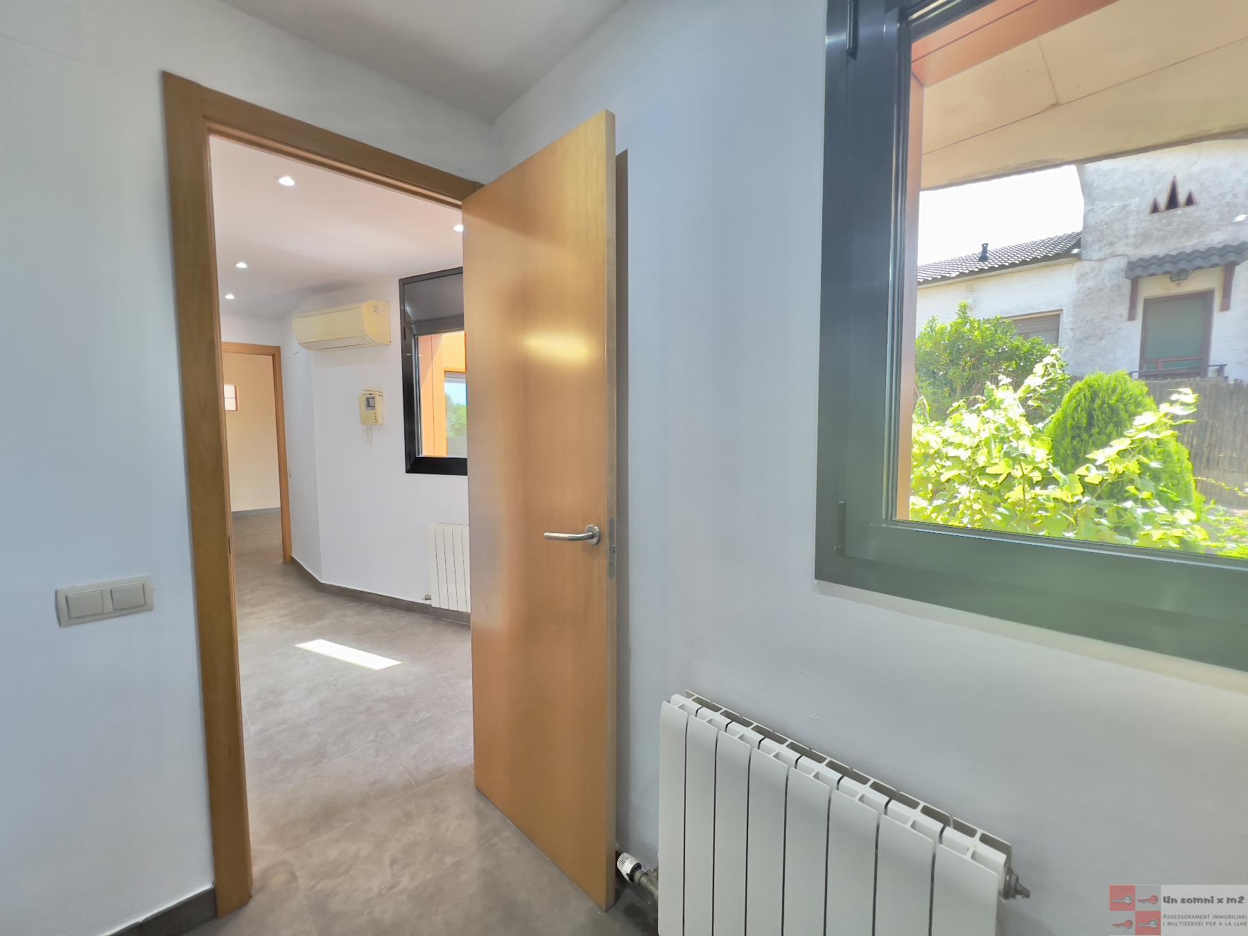 For sale of house in Piera