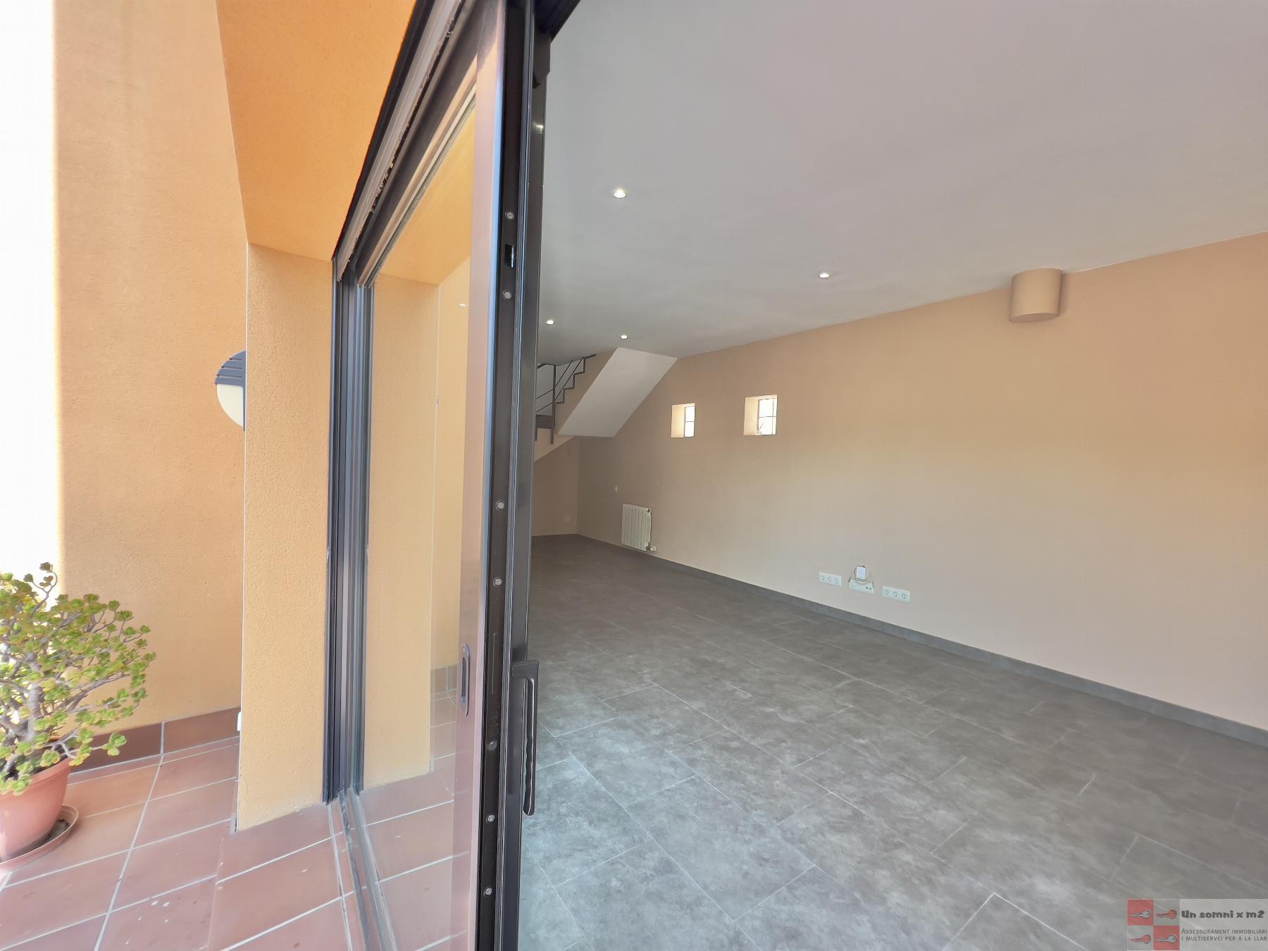 For sale of house in Piera