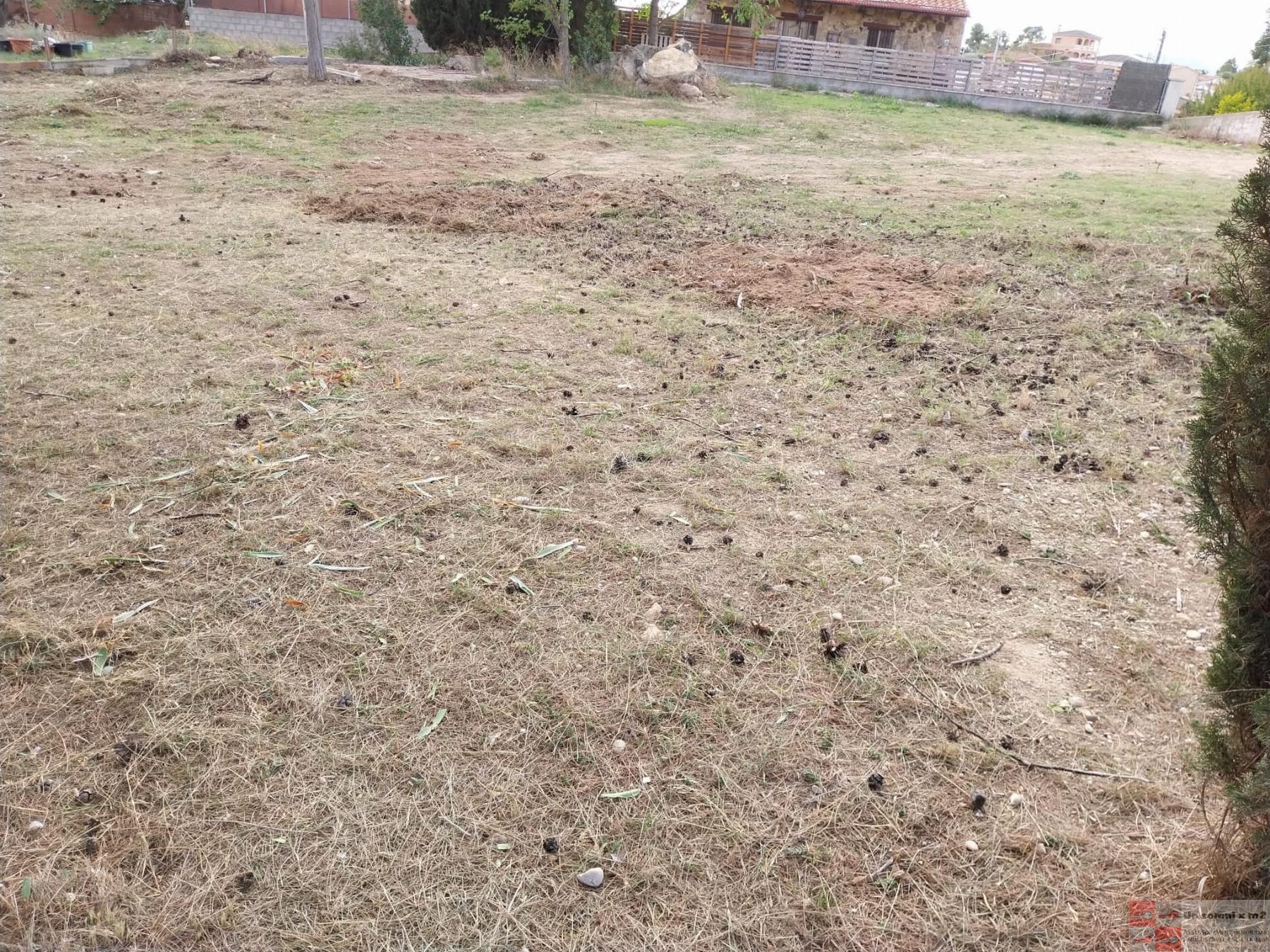 Venta de terreno en Piera