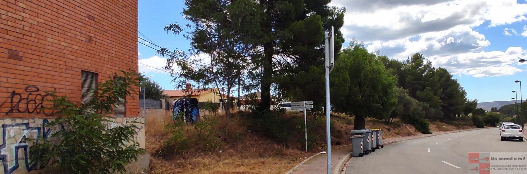 For sale of land in Sant Esteve Sesrovires