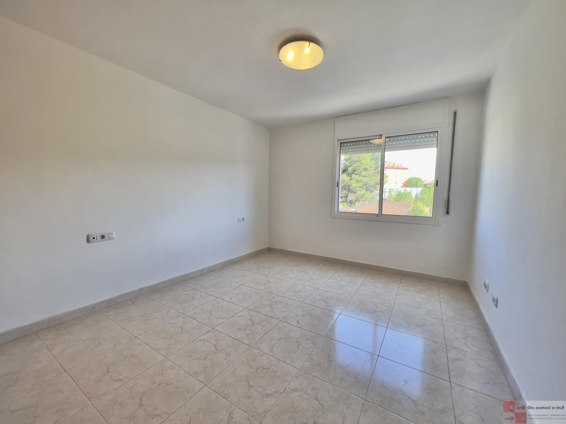 For sale of flat in Piera
